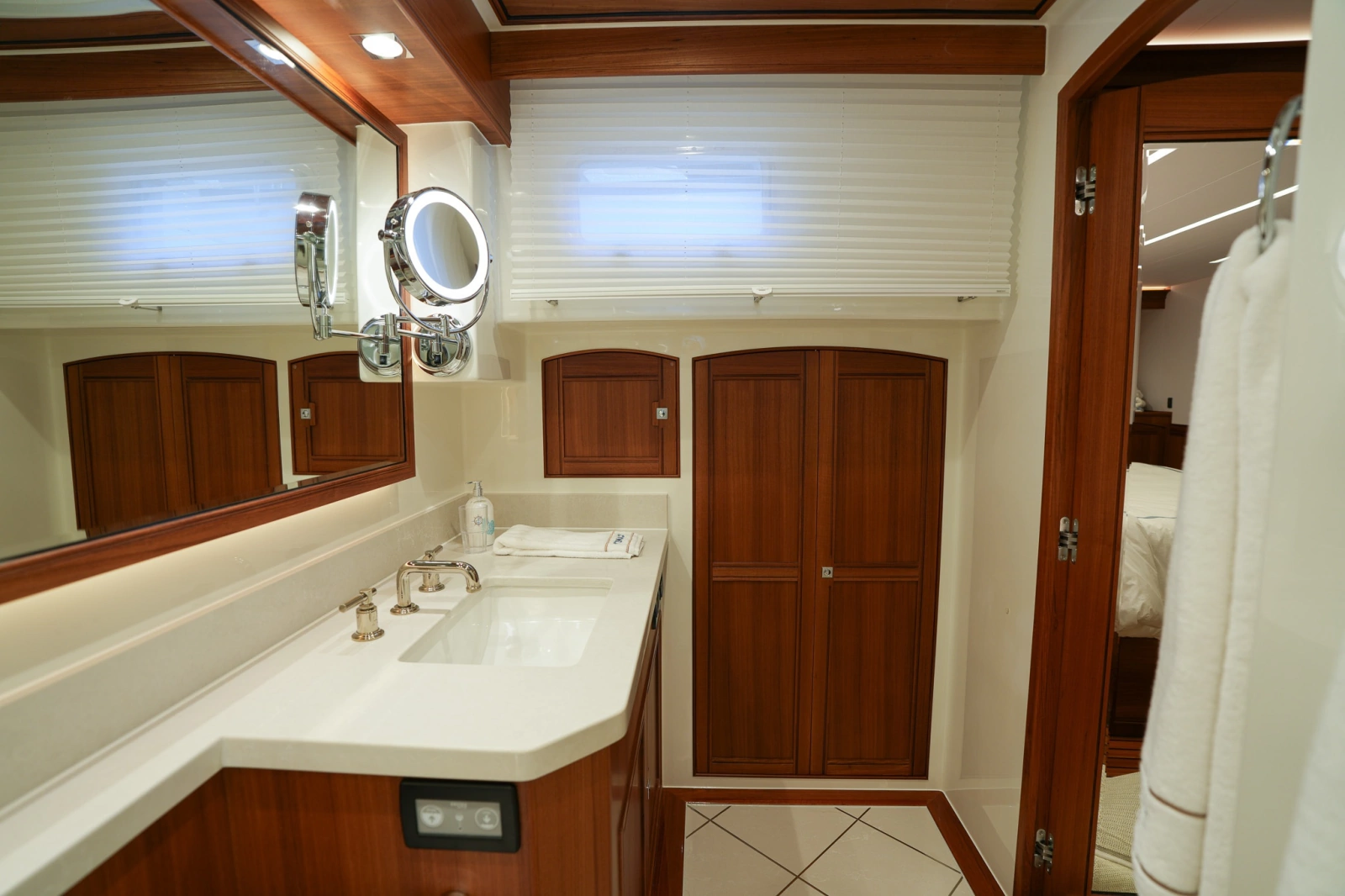 2025 Marlow Explorer 70E MkII-CB