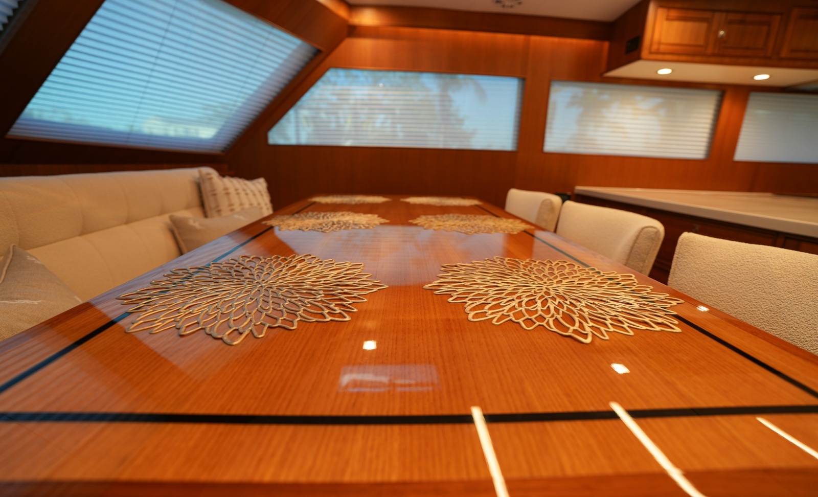 2025 Marlow Explorer 70E MkII-CB — TENACITY