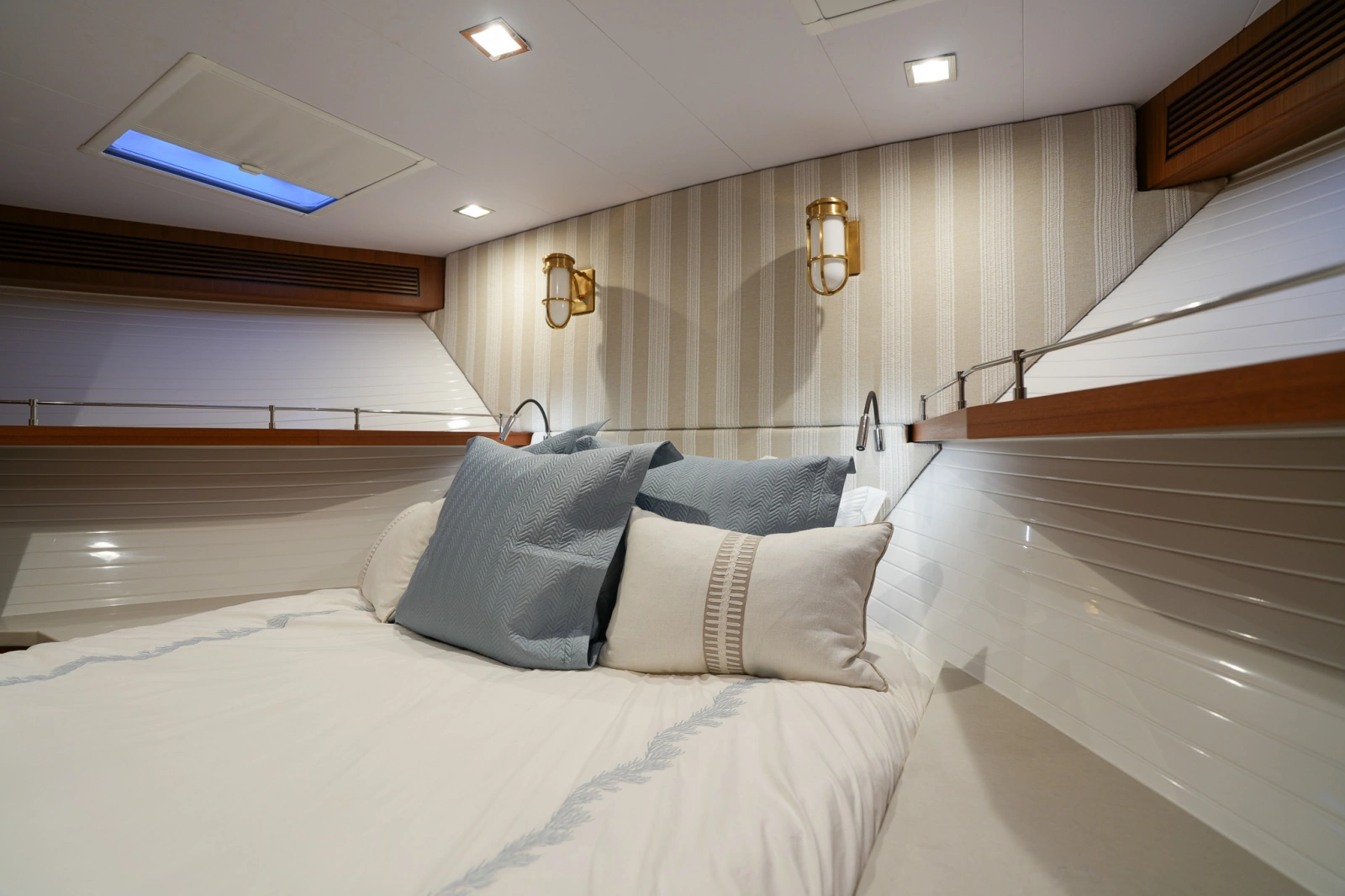 2025 Marlow Explorer 70E MkII-CB