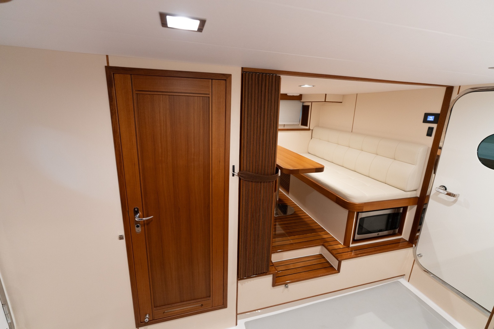 2025 Marlow Explorer 70E MkII-CB — TENACITY