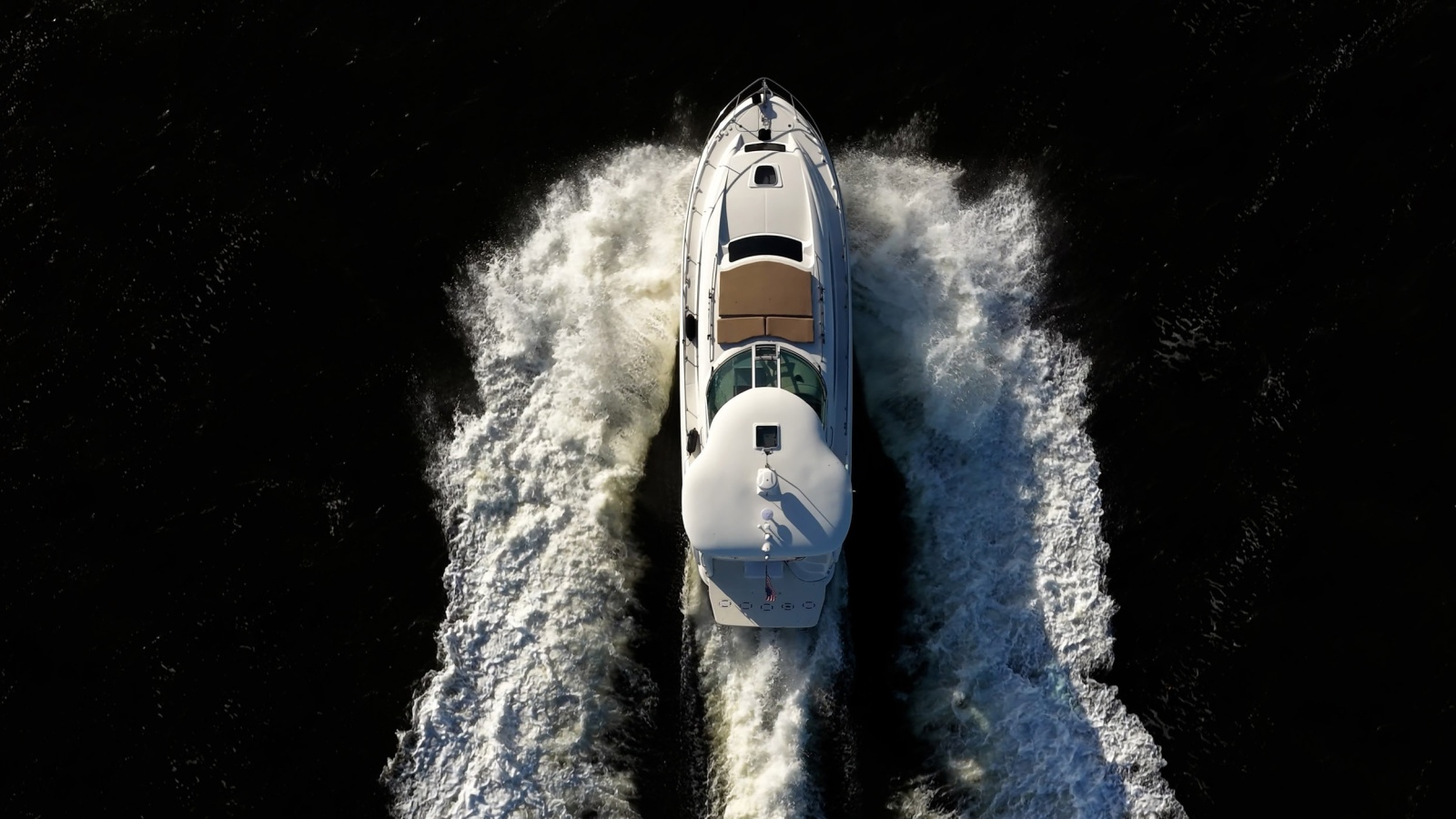 2004 Sea Ray 390 Motor Yacht