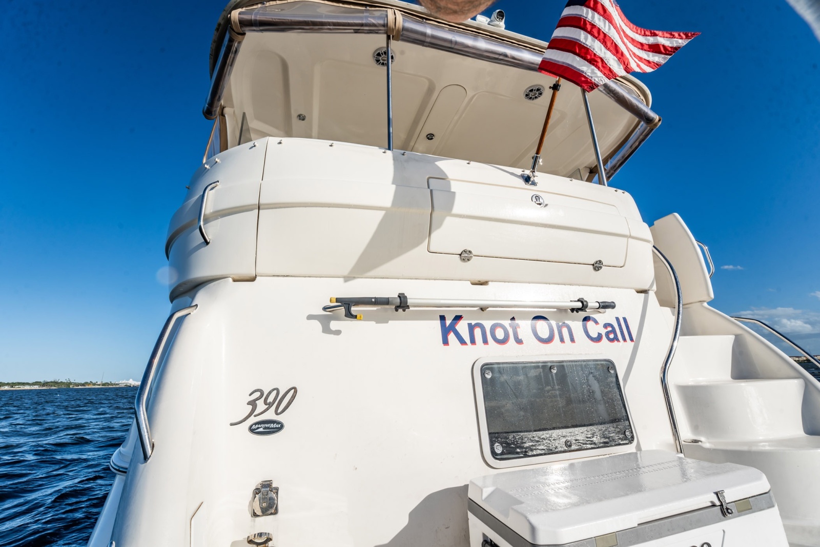2004 Sea Ray 390 Motor Yacht