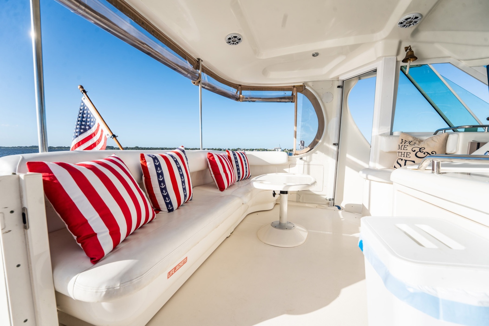 2004 Sea Ray 390 Motor Yacht
