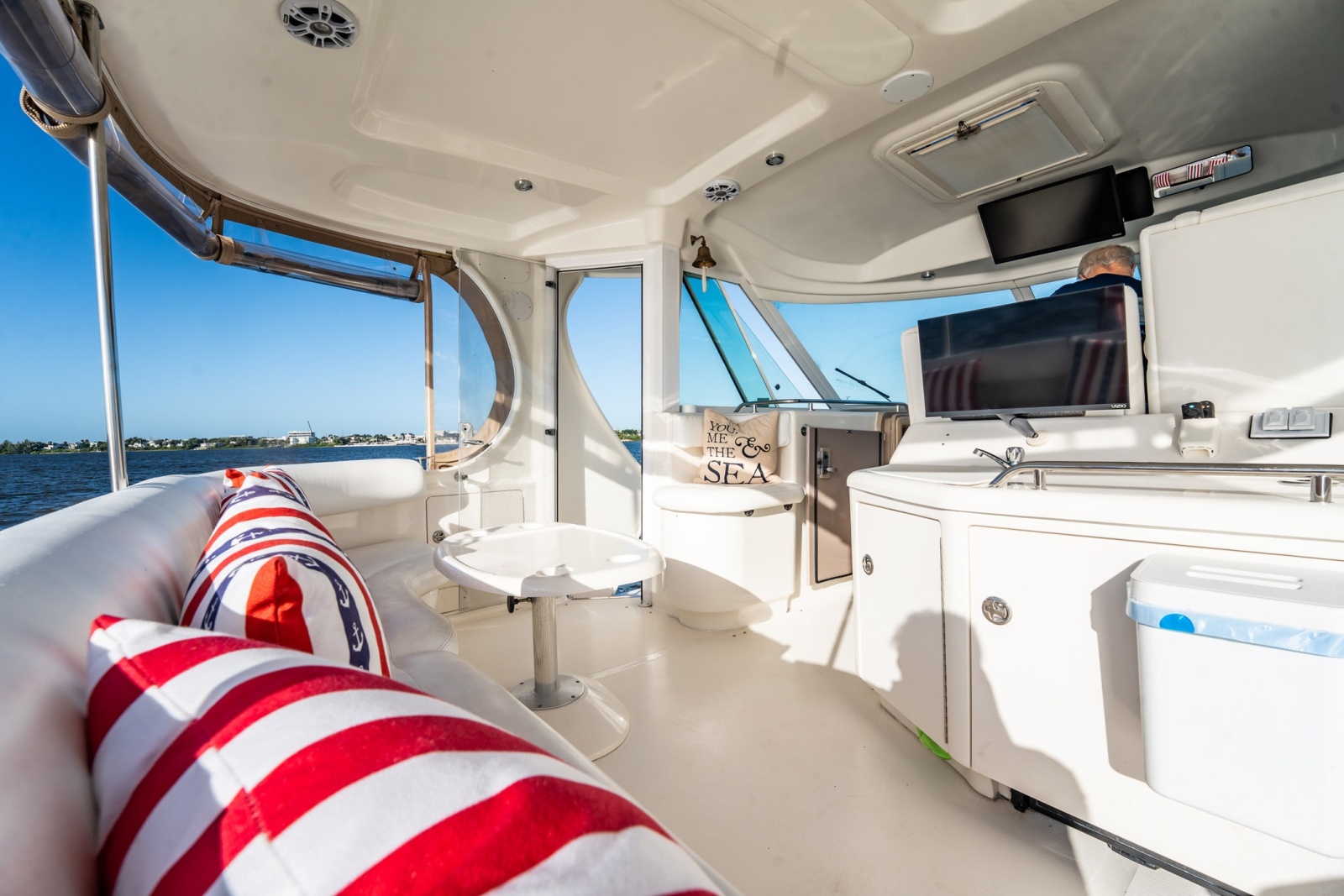 2004 Sea Ray 390 Motor Yacht