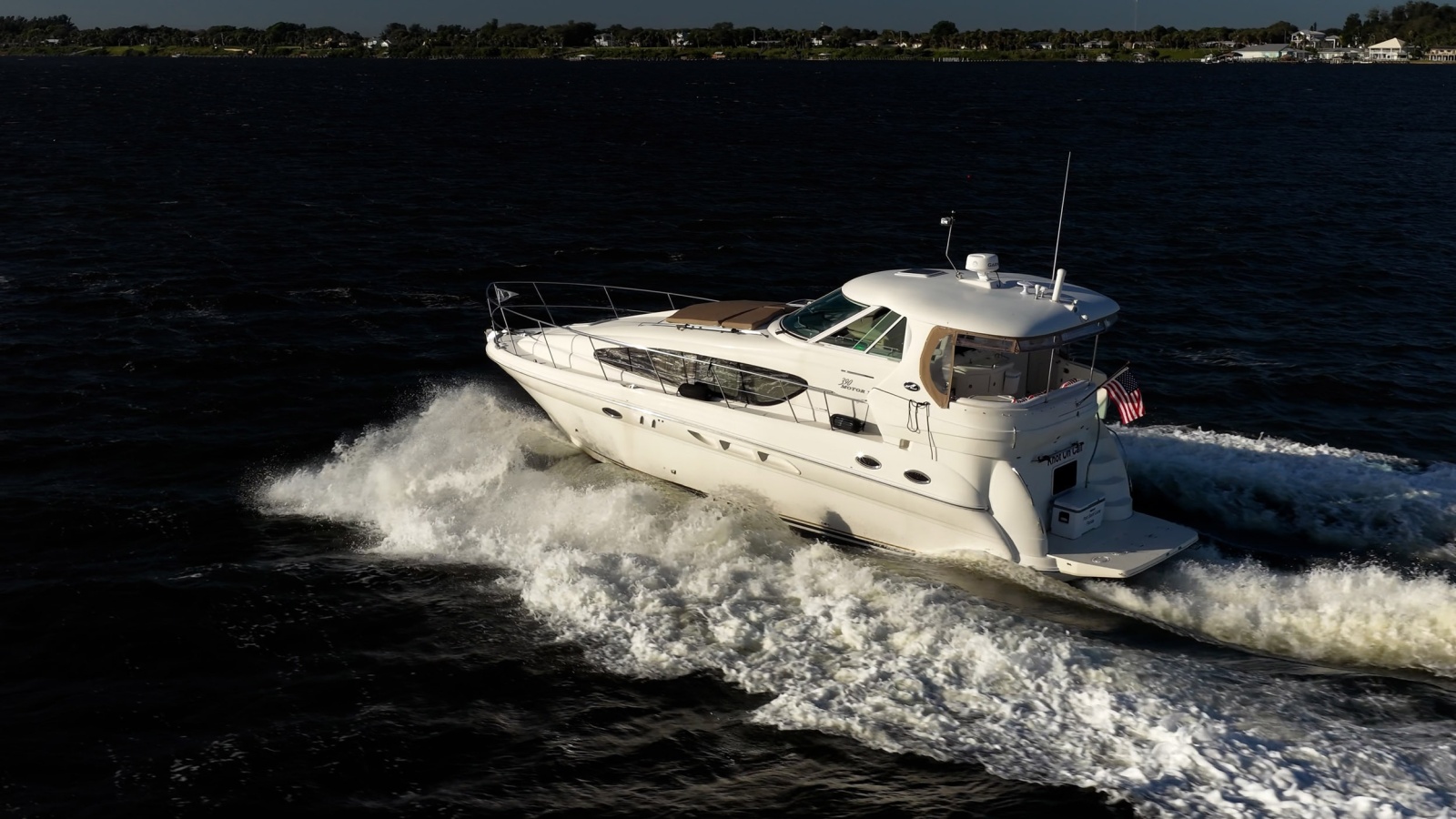 2004 Sea Ray 390 Motor Yacht