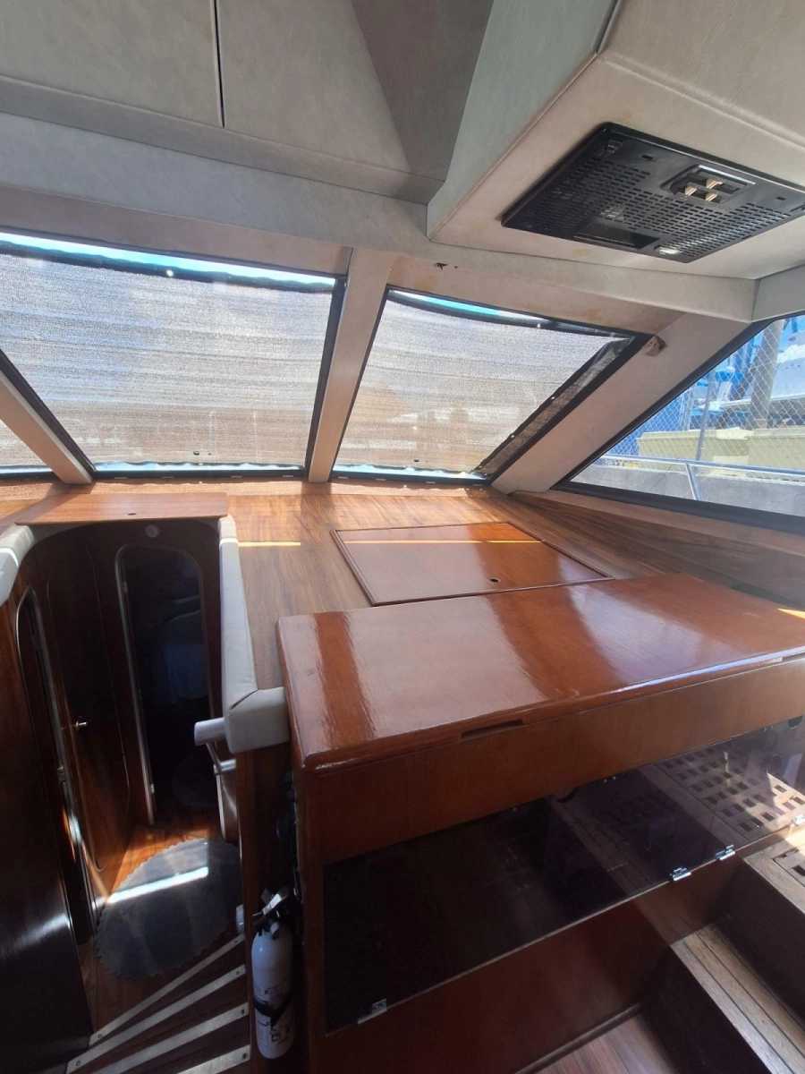 1988 Birchwood 44TS Motor Yacht