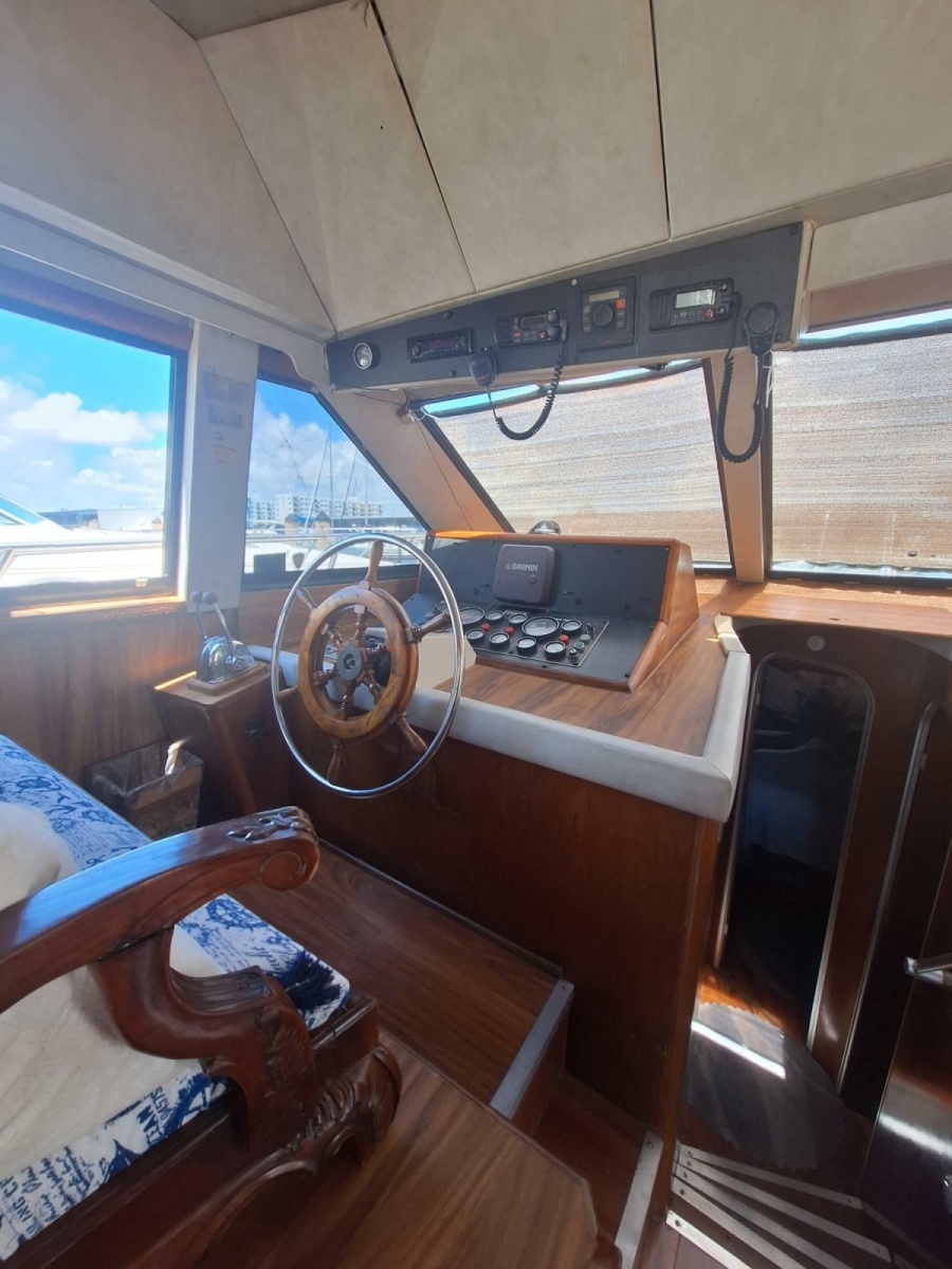 1988 Birchwood 44TS Motor Yacht