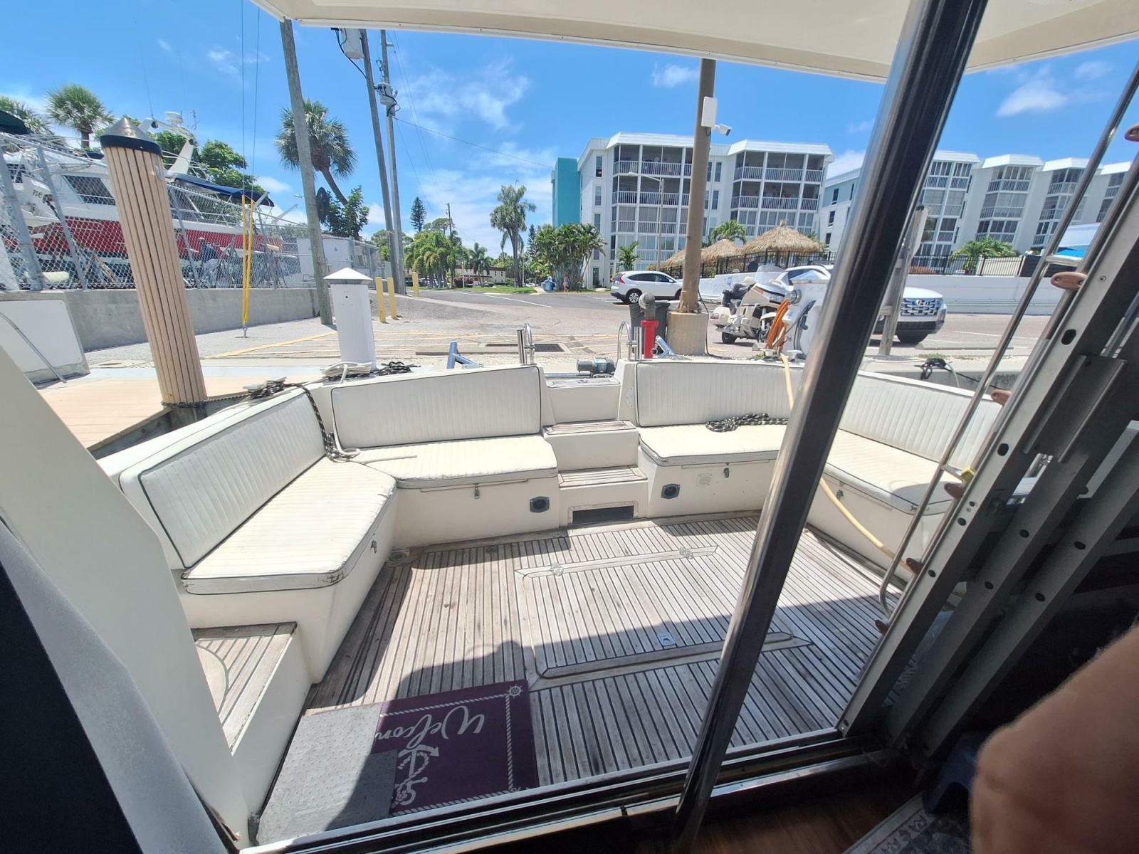 1988 Birchwood 44TS Motor Yacht