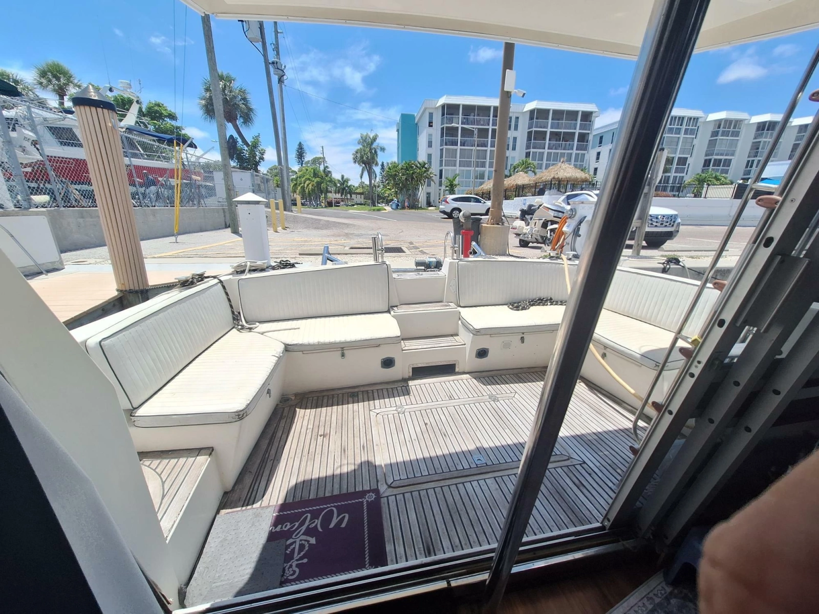 1988 Birchwood 44TS Motor Yacht