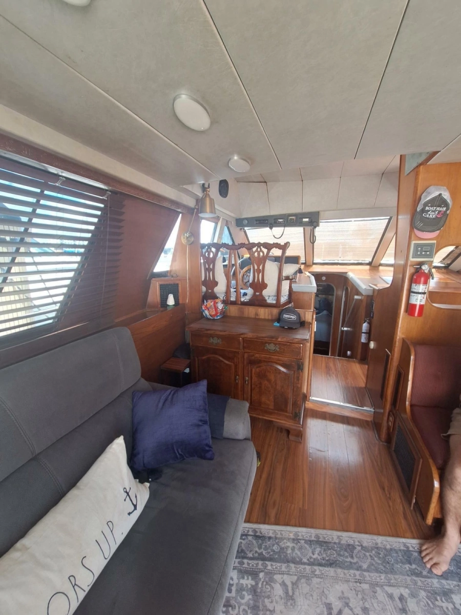 1988 Birchwood 44TS Motor Yacht