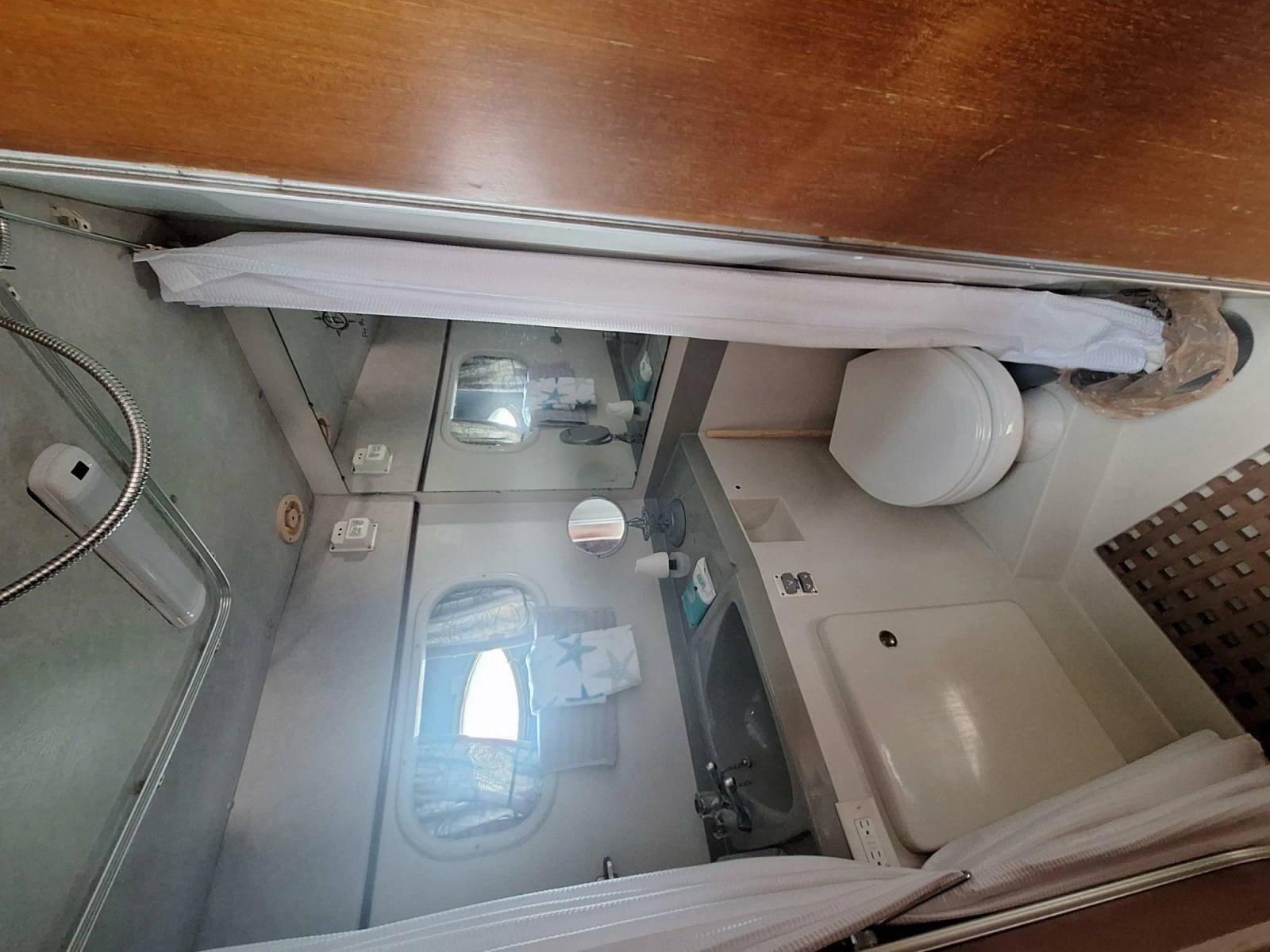 1988 Birchwood 44TS Motor Yacht