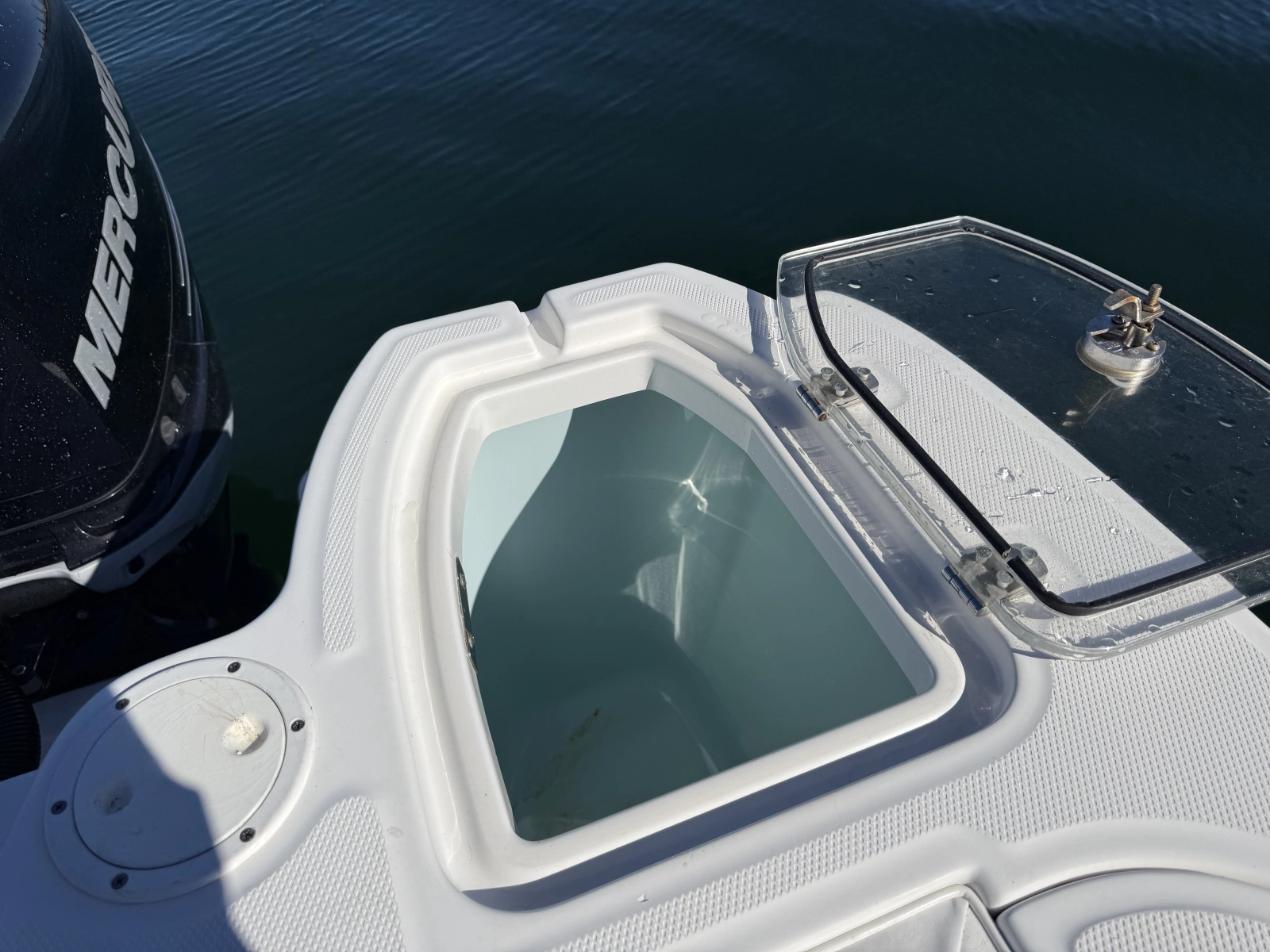 2012 Boston Whaler 