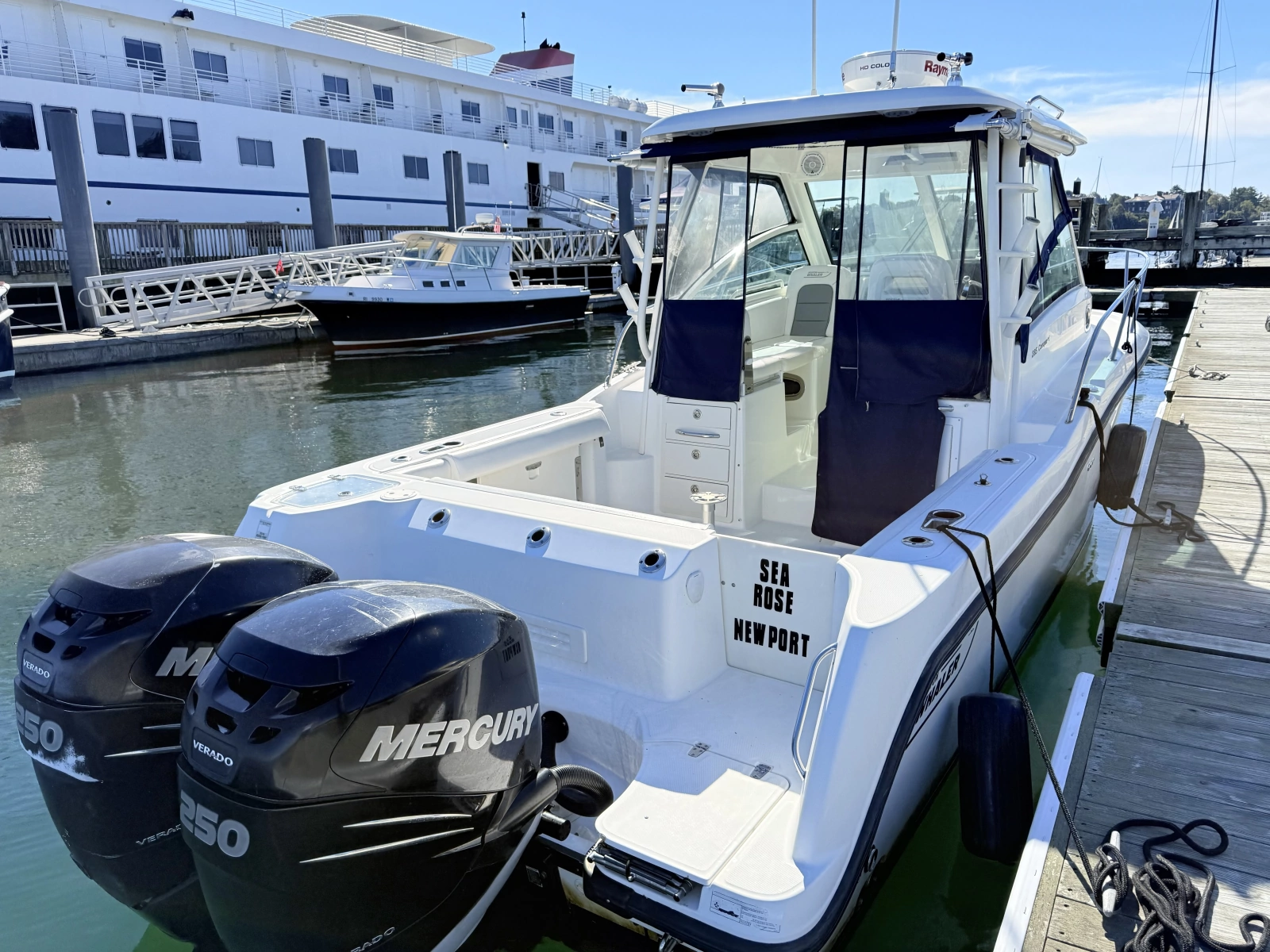 2012 Boston Whaler 