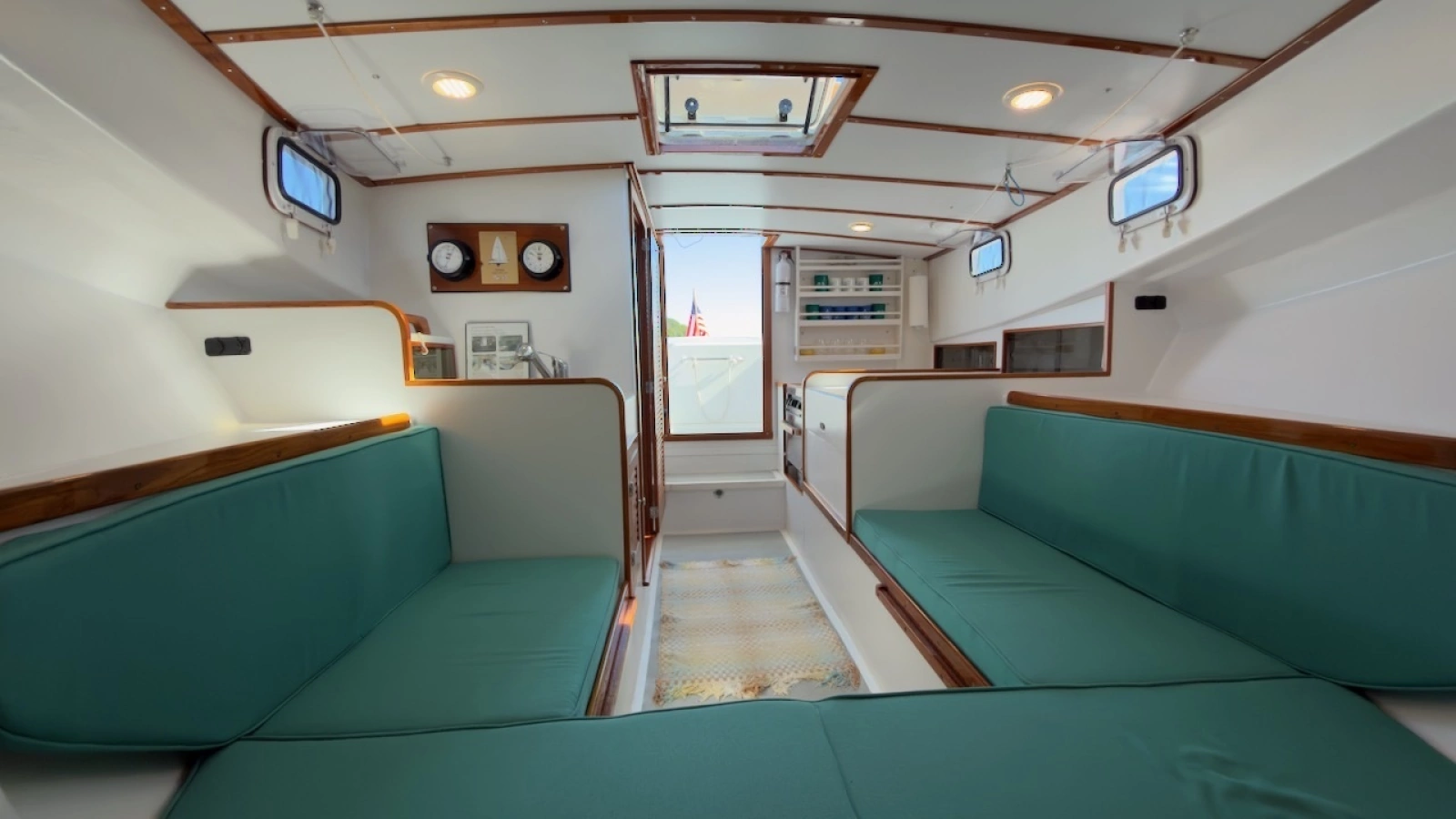 1985 Holland 32