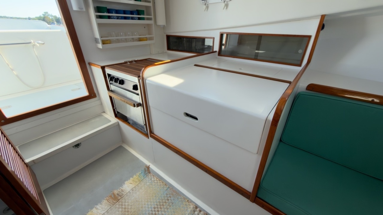 1985 Holland 32 — Selkie