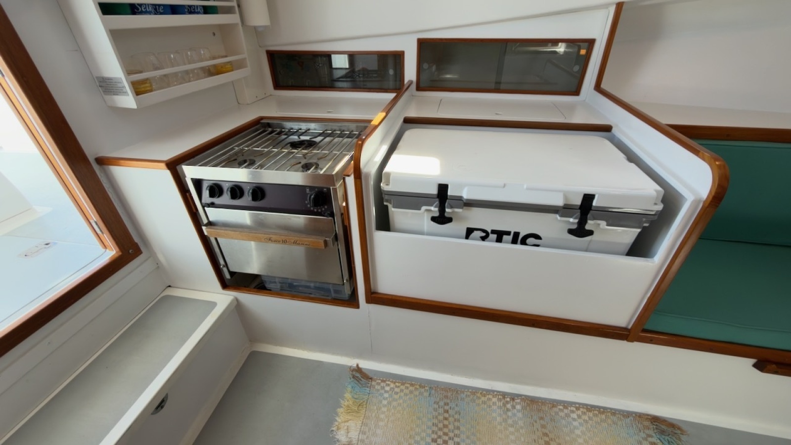 1985 Holland 32 — Selkie