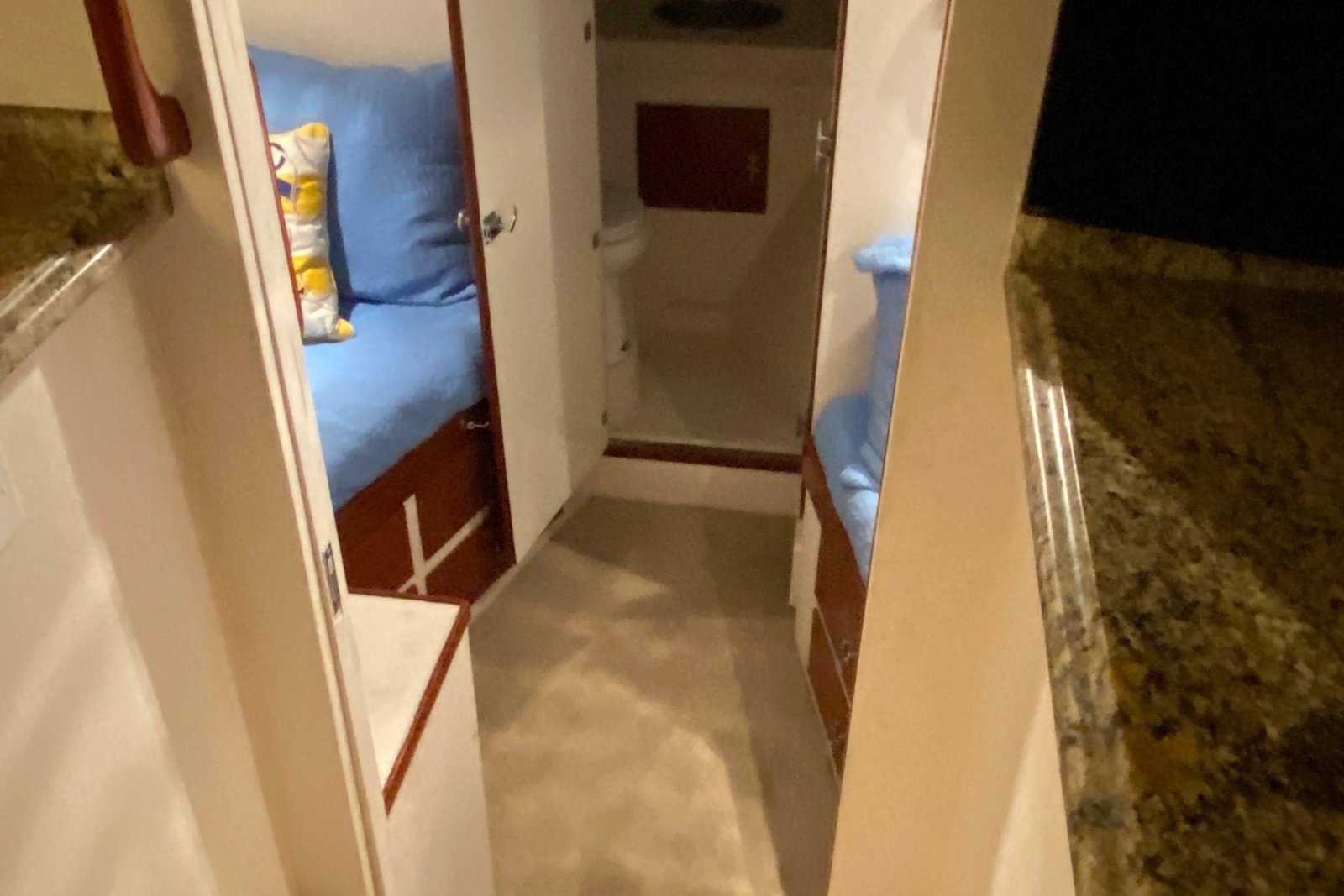 1973 Chris-Craft 47 Commander