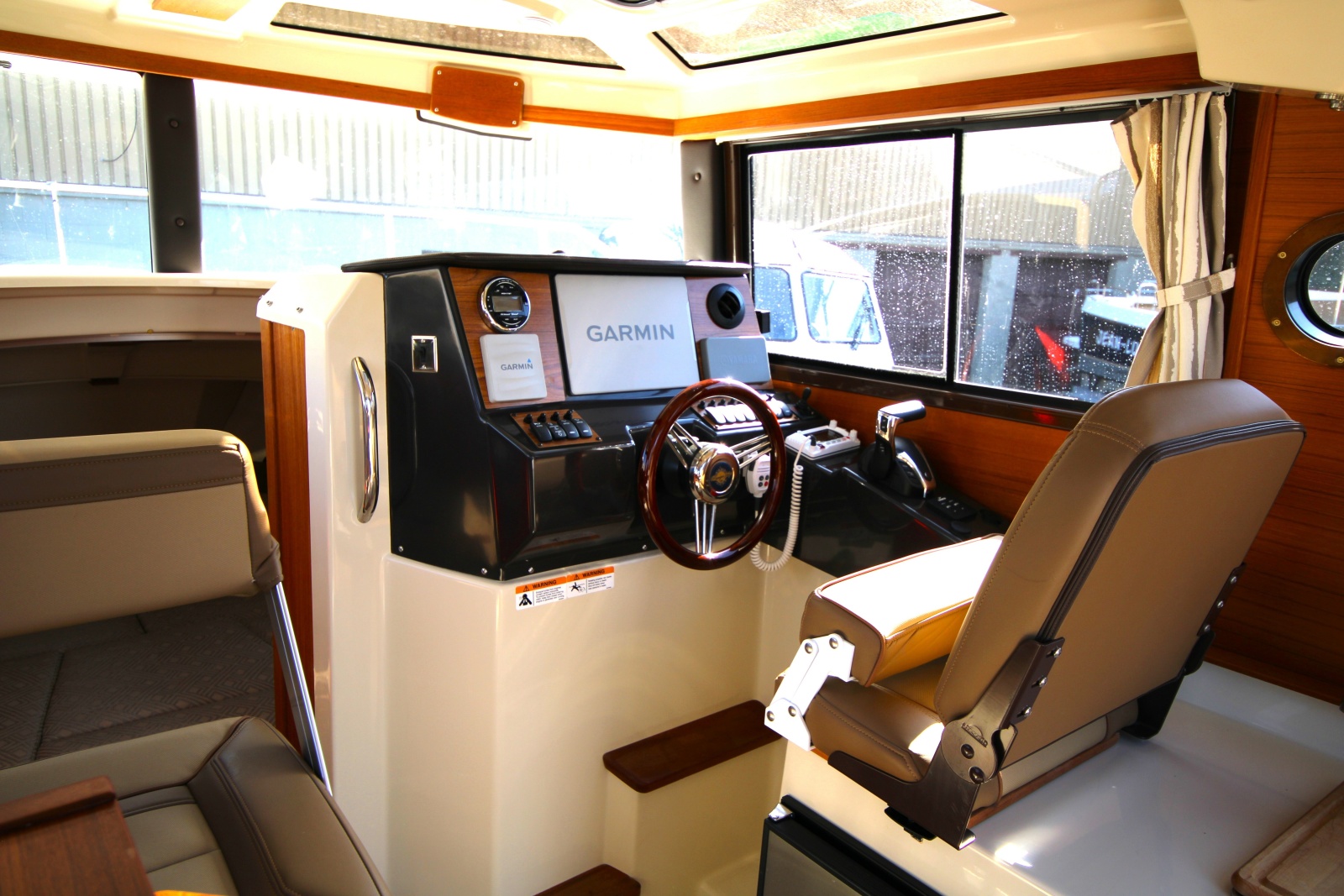 2022 Ranger Tugs R-25