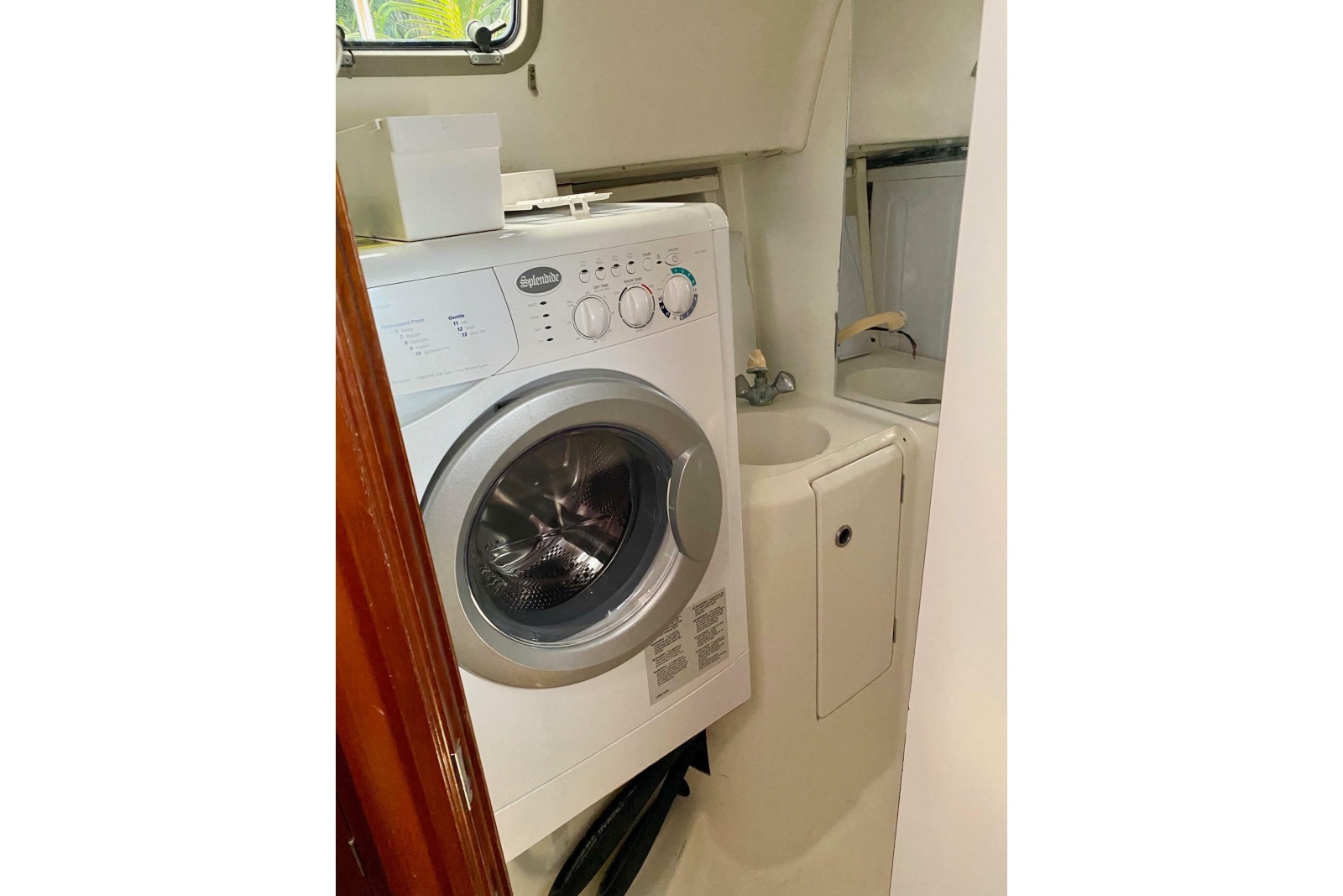 Laundry Compartment