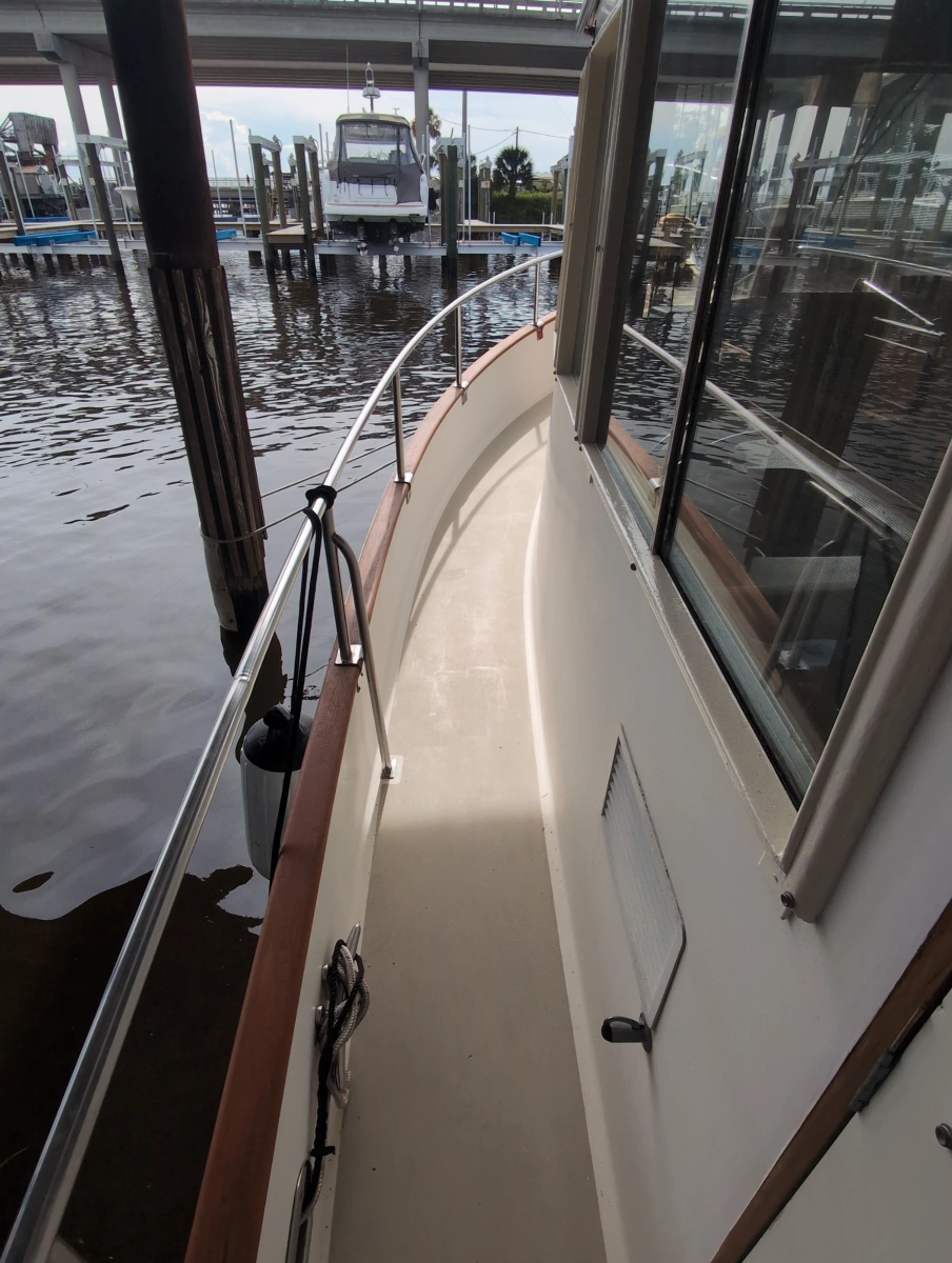 1990 Grand Banks 36 Classic