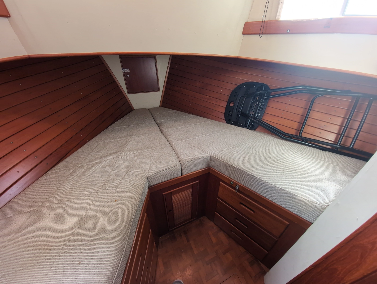 1990 Grand Banks 36 Classic