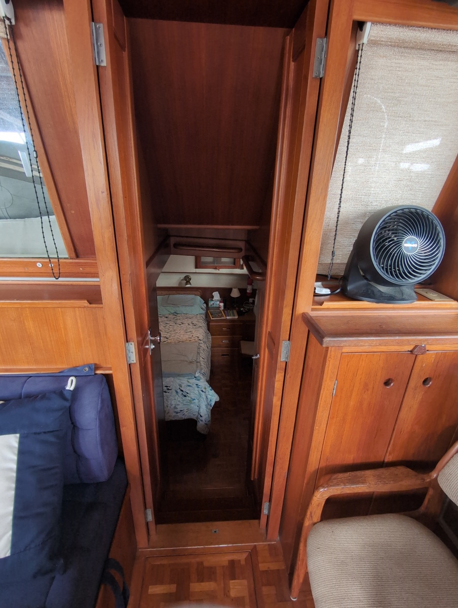 1990 Grand Banks 36 Classic