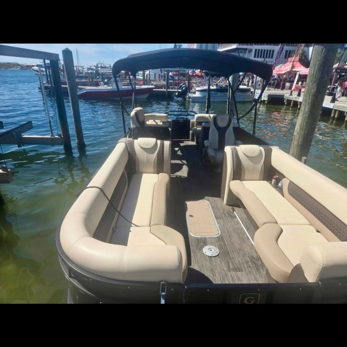 2022 Godfrey Monaco 255 SB