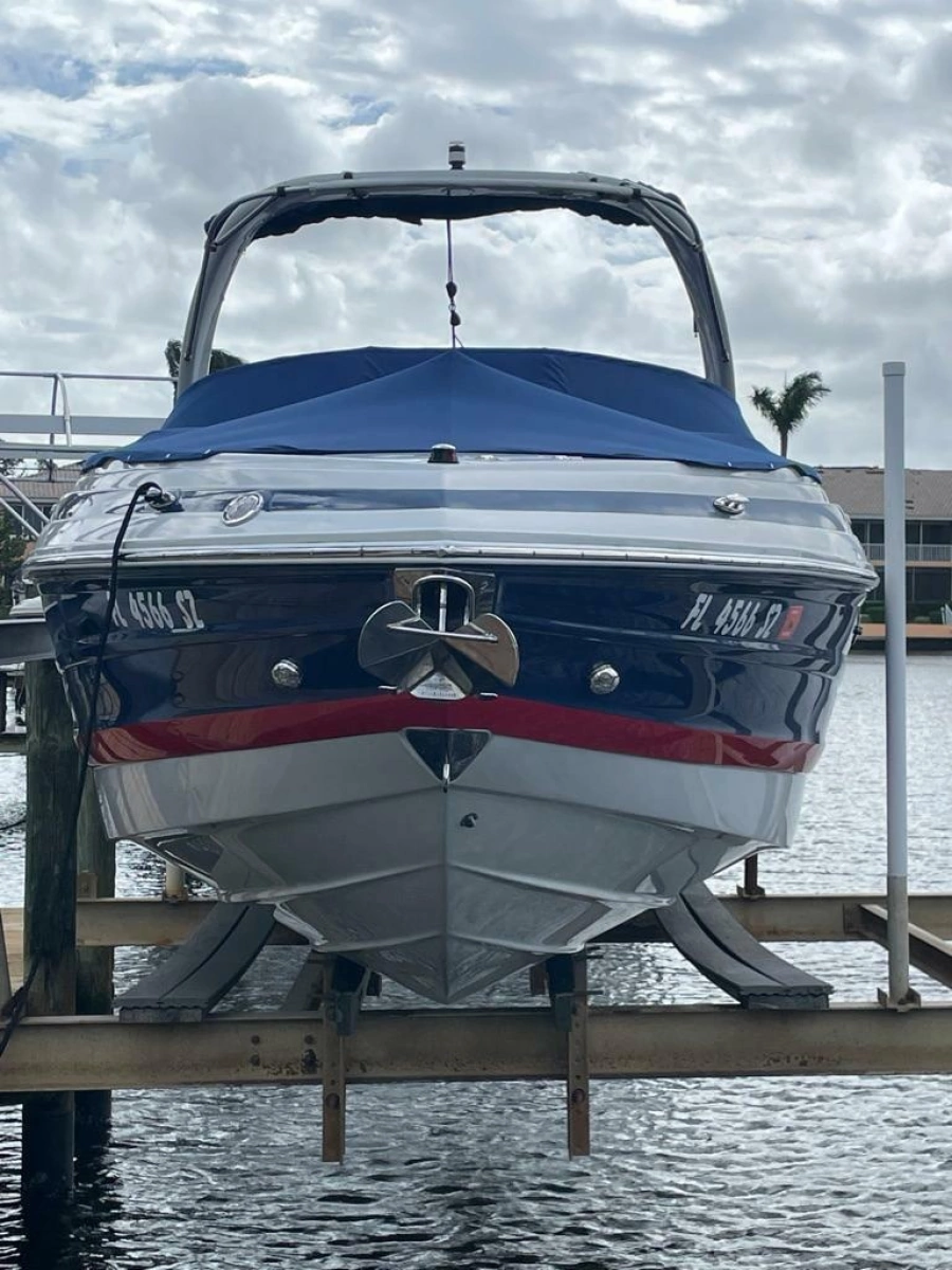2021 Crownline 270 XSS