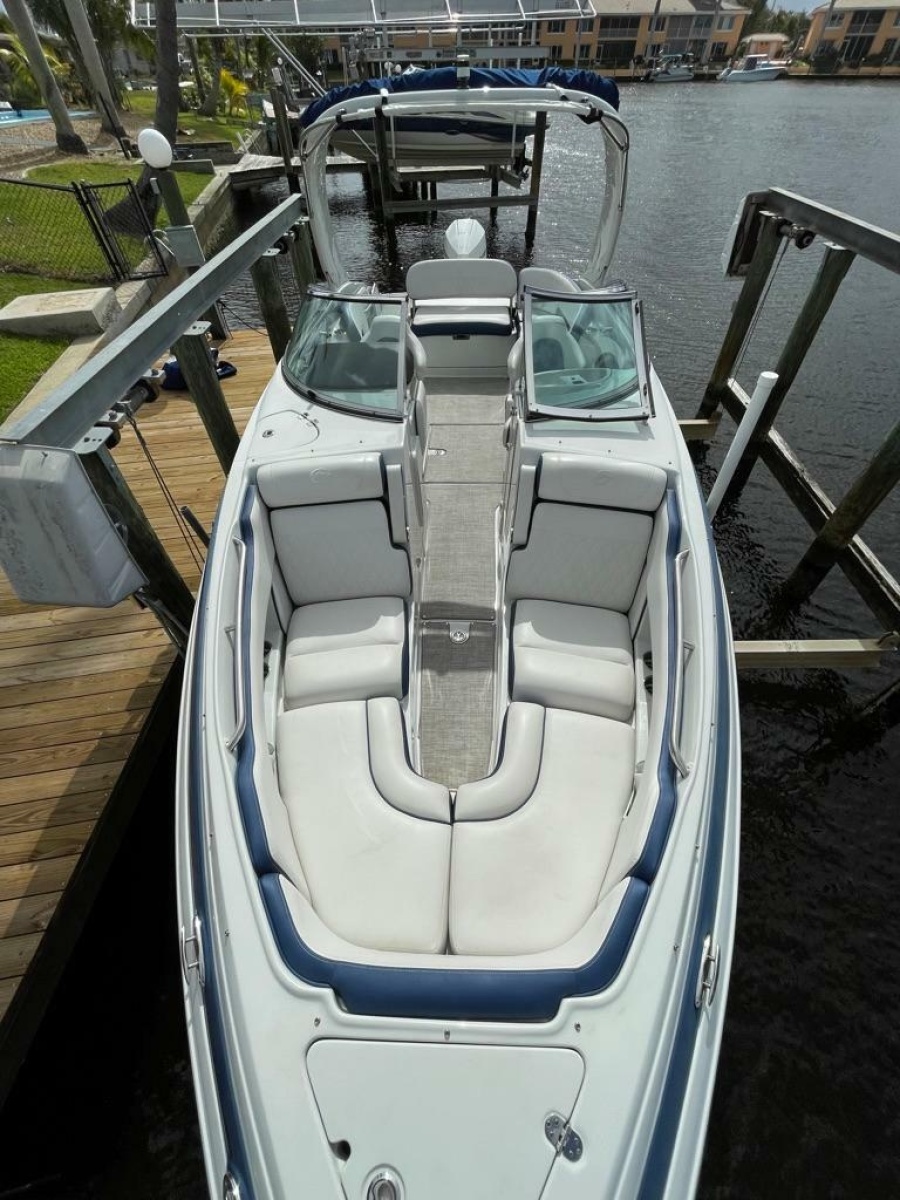 2021 Crownline 270 XSS