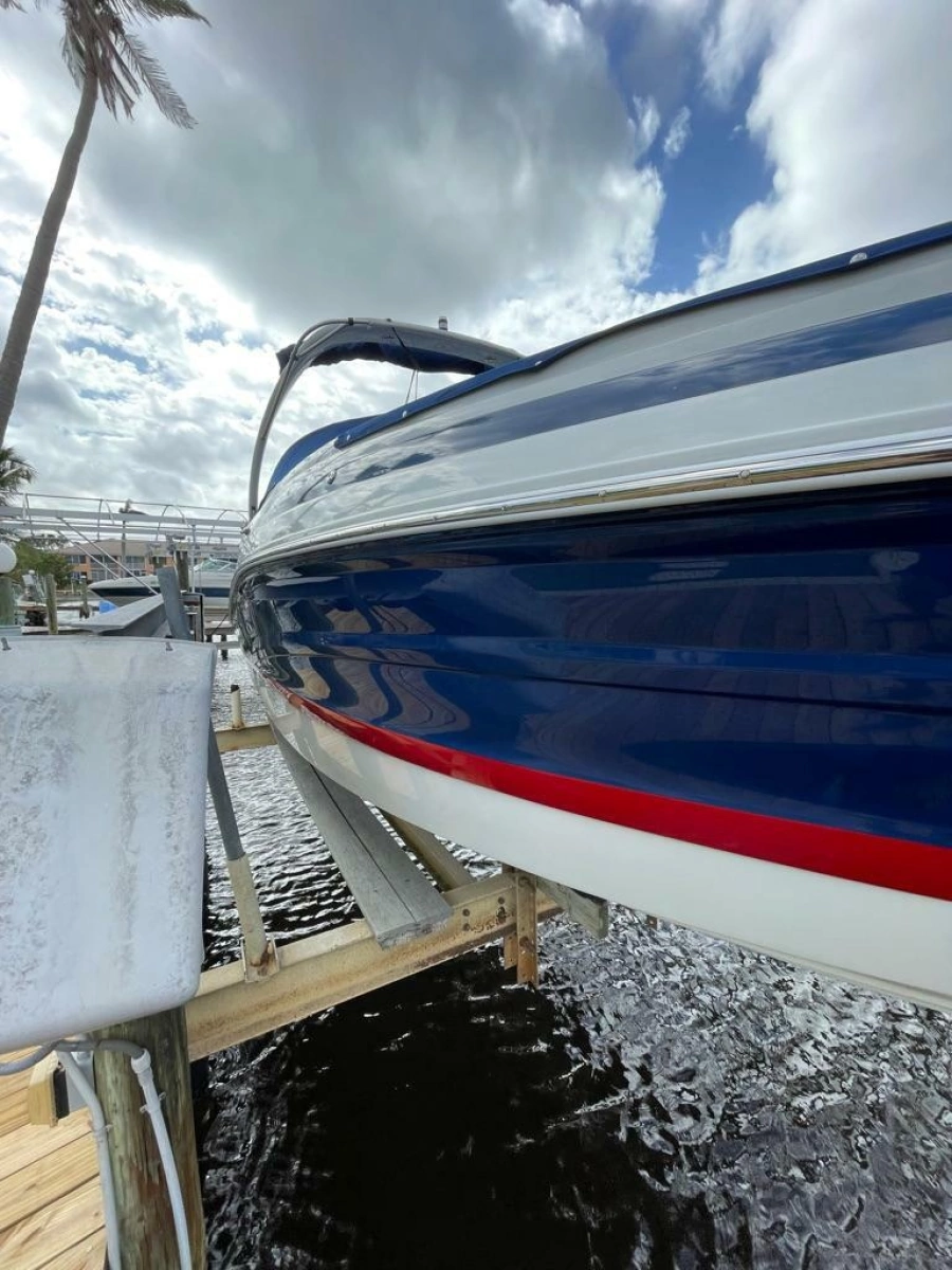 2021 Crownline 270 XSS