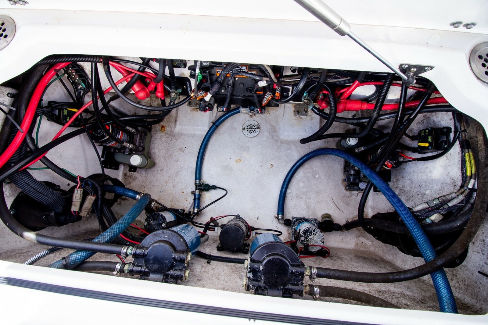 2019 Sea Fox 328 Commander — Cedar Wind