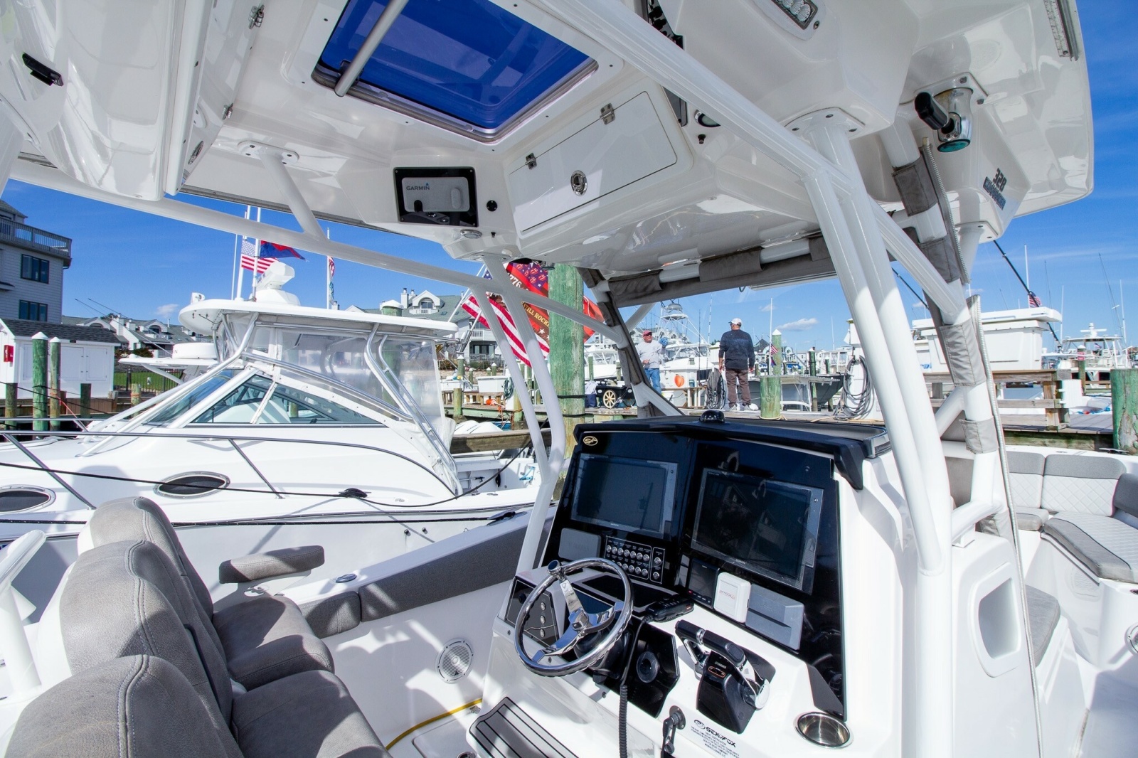 2019 Sea Fox 328 Commander — Cedar Wind