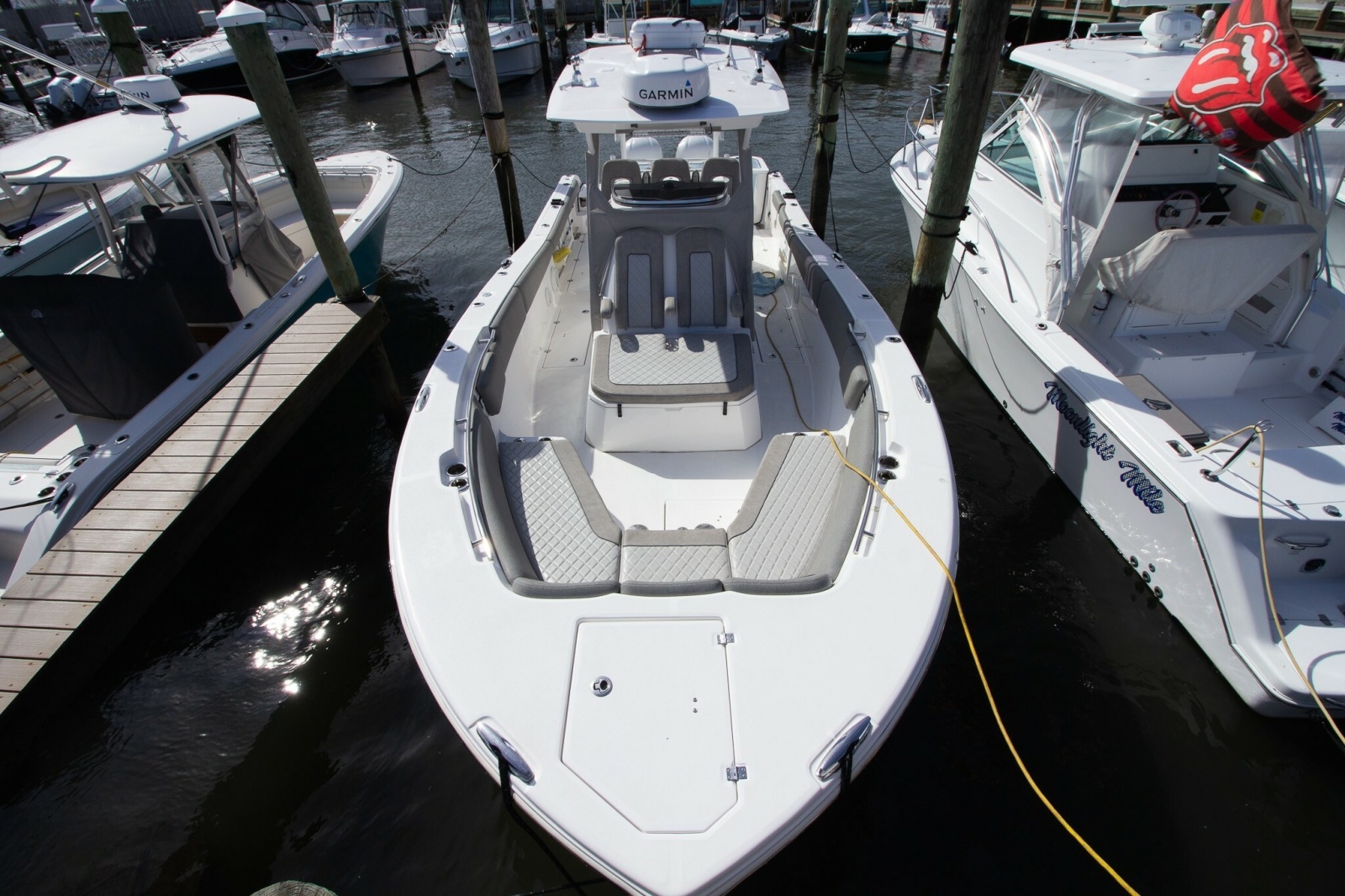 2019 Sea Fox 328 Commander — Cedar Wind