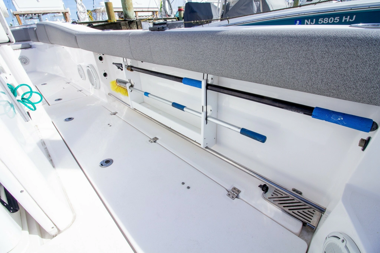2019 Sea Fox 328 Commander