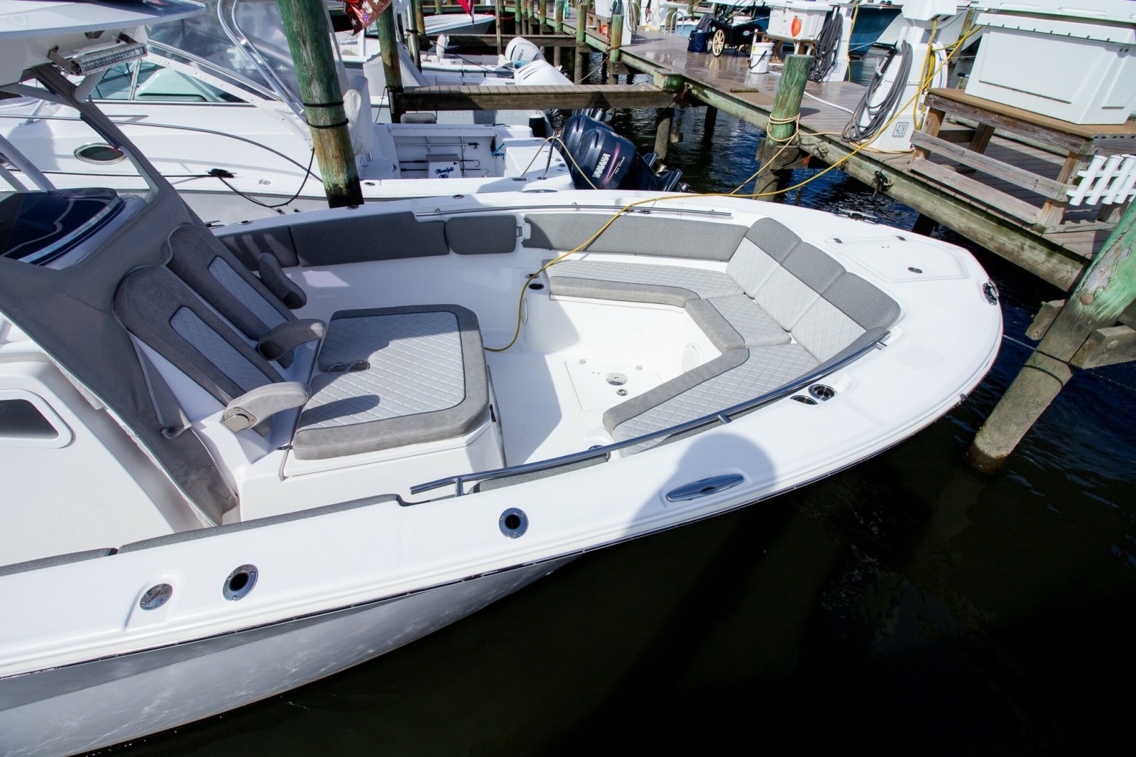 2019 Sea Fox 328 Commander — Cedar Wind