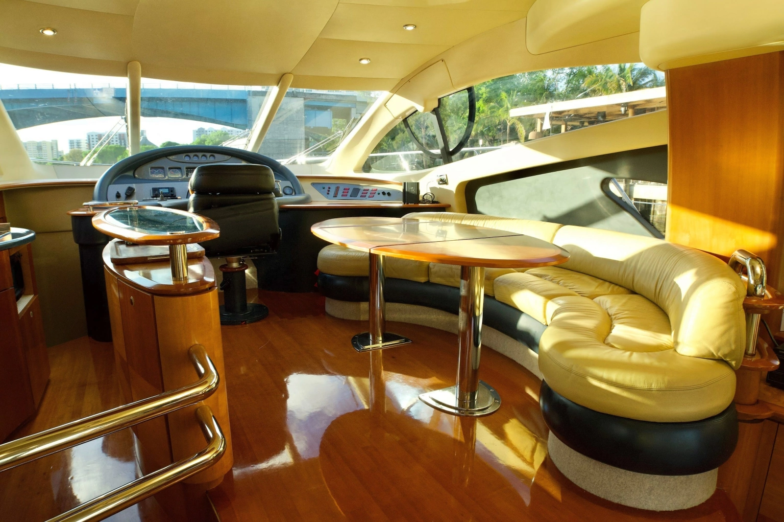 2007 Azimut 55E