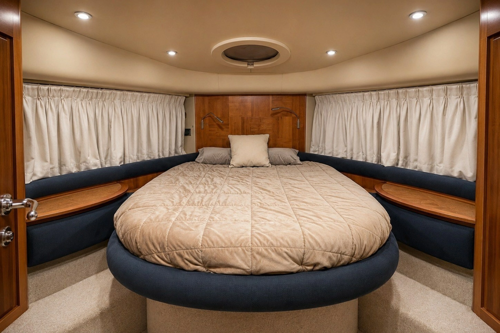2007 Azimut 55E