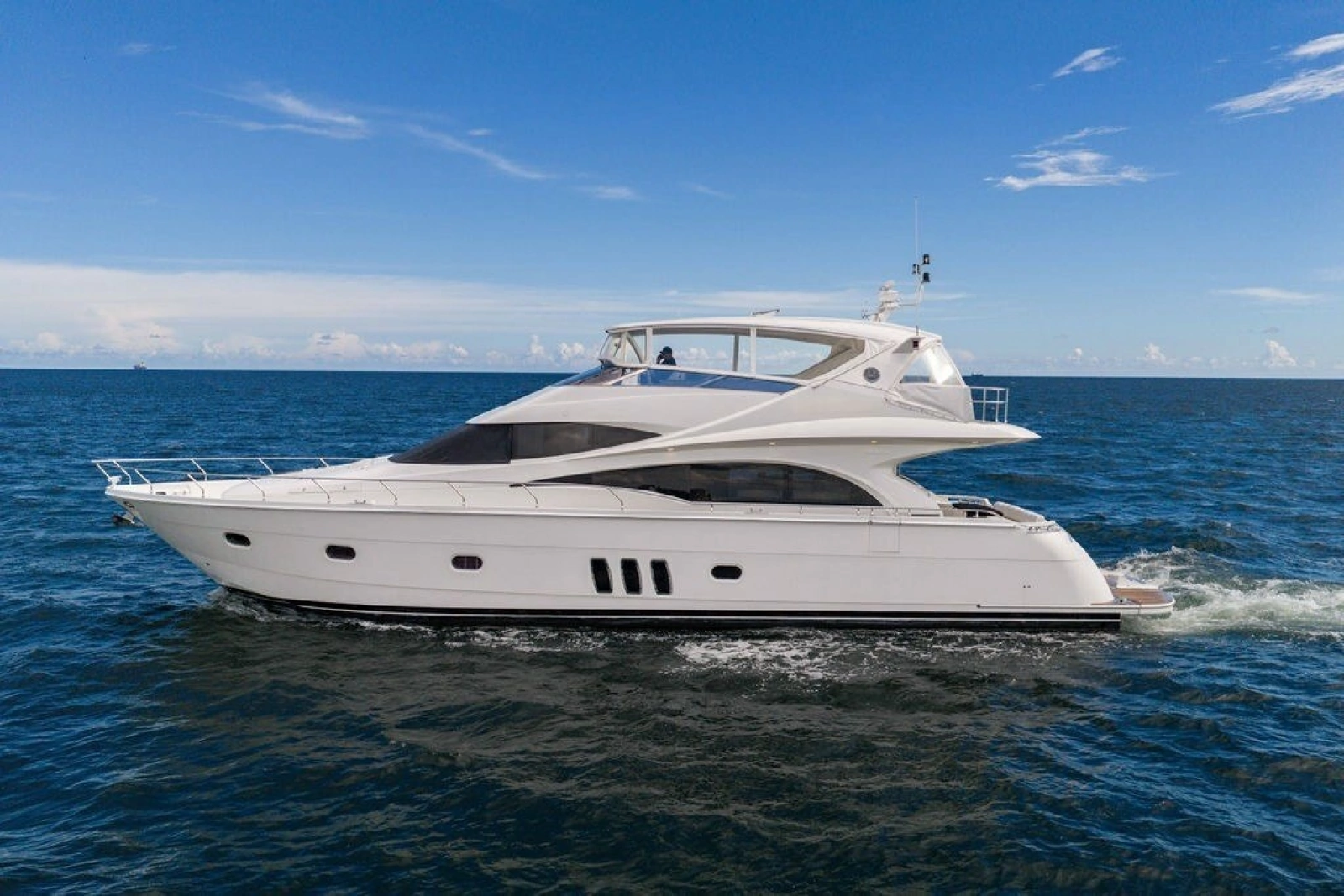 2007 Marquis 65
