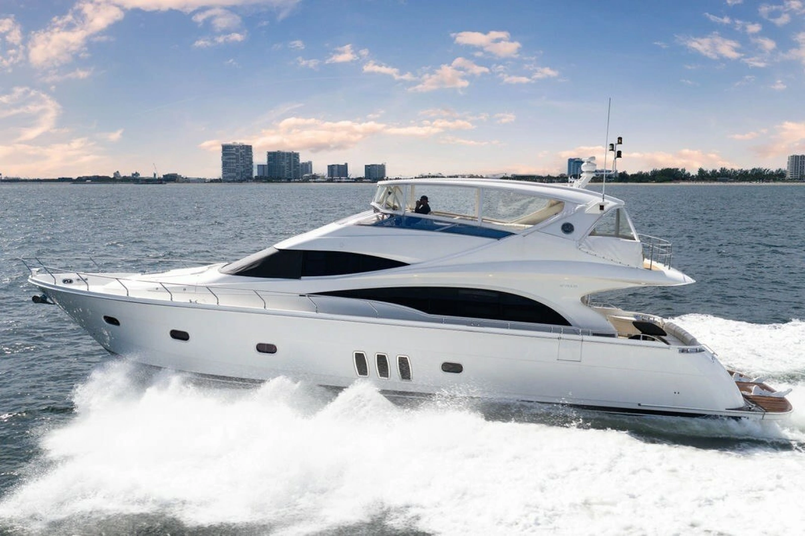 2007 Marquis 65