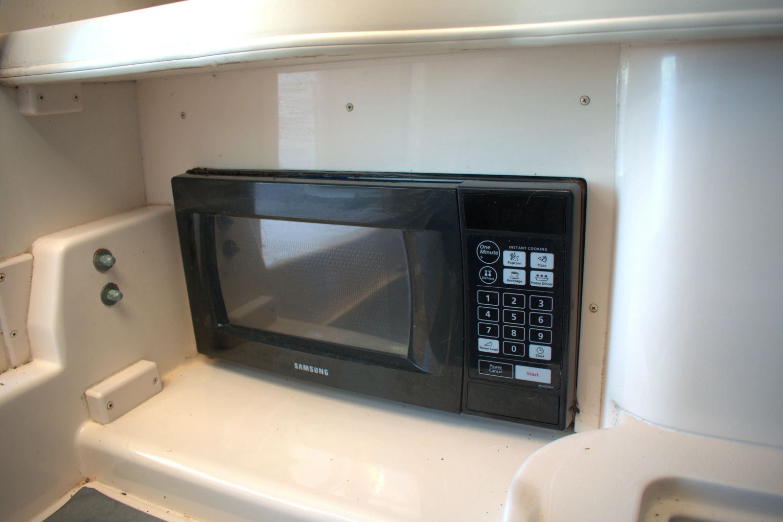 2003 Grady-White Marlin 300