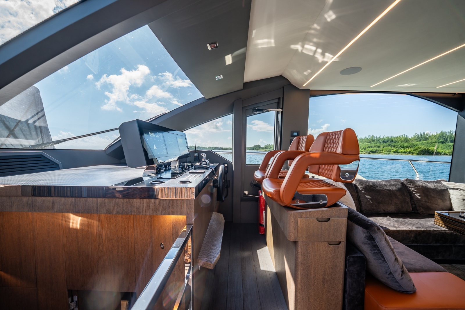 2024 Astondoa 66 FLY — BLUE OCEAN