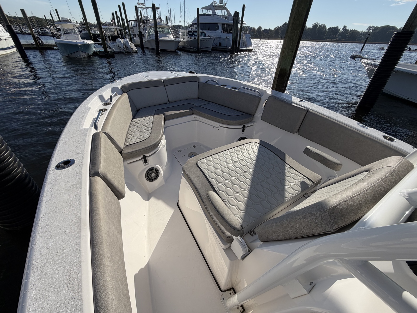 2023 Sea Fox 268 Commander