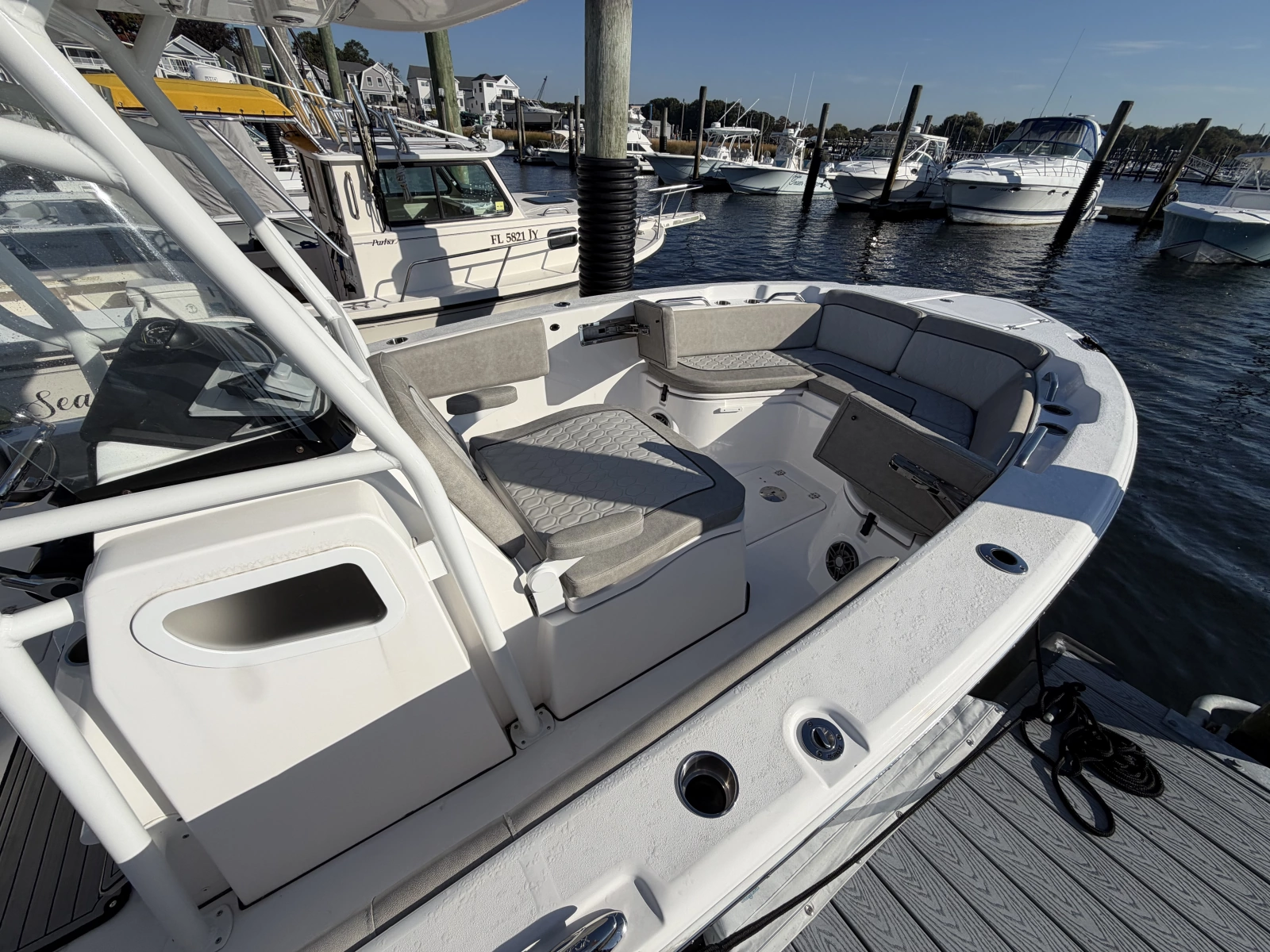 2023 Sea Fox 268 Commander