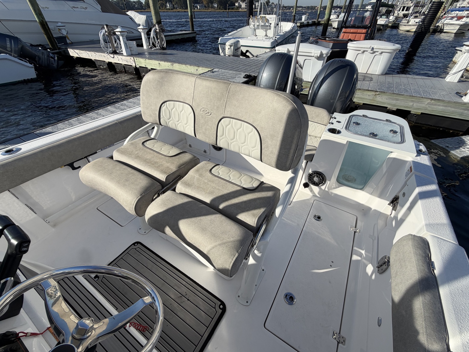 2023 Sea Fox 268 Commander