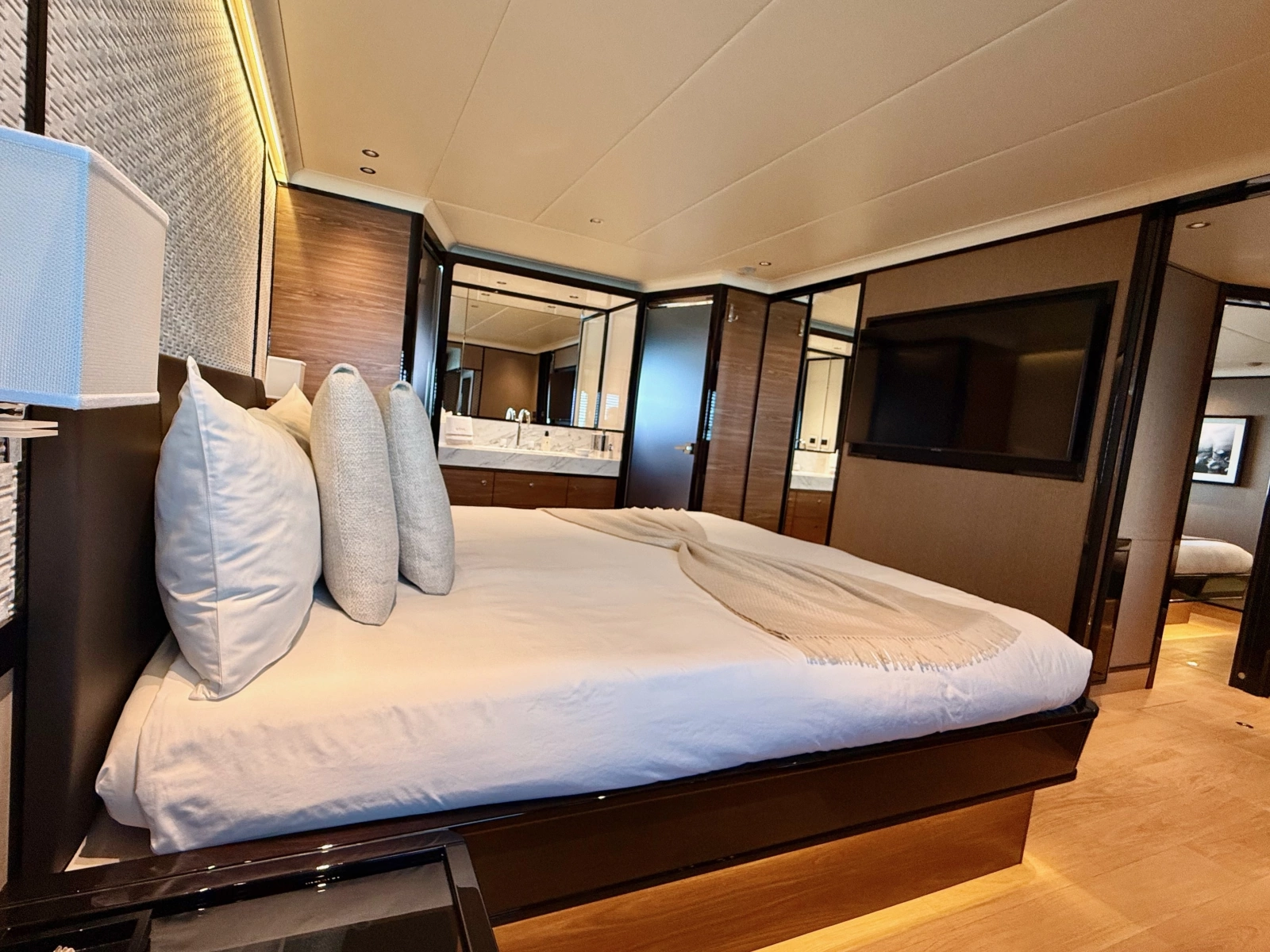 2023 Absolute Navetta
