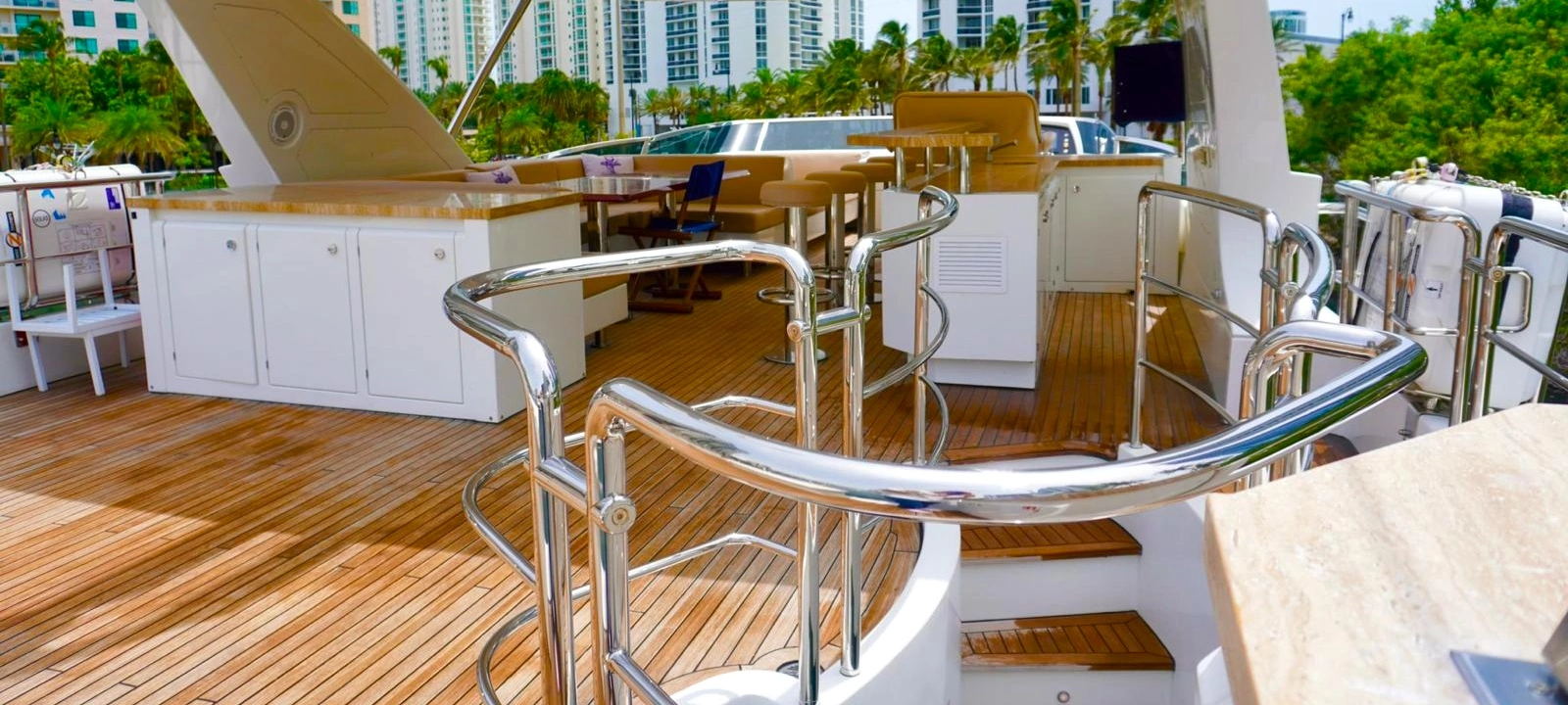 2015 Azimut 
