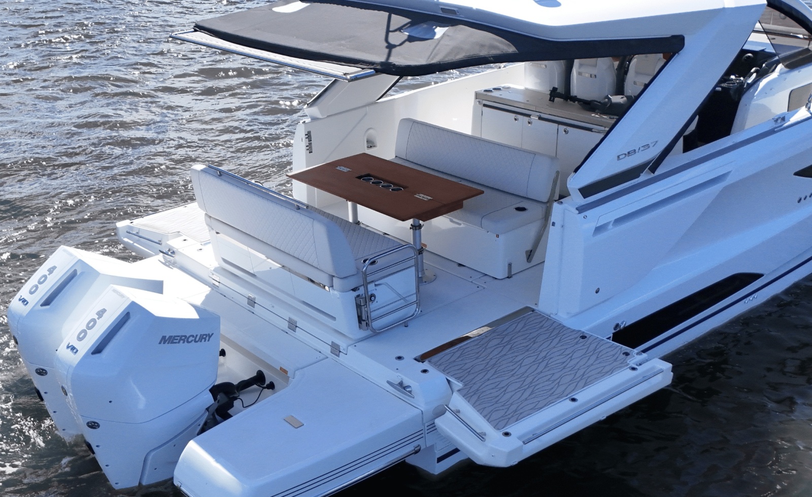 2025 Jeanneau DB37