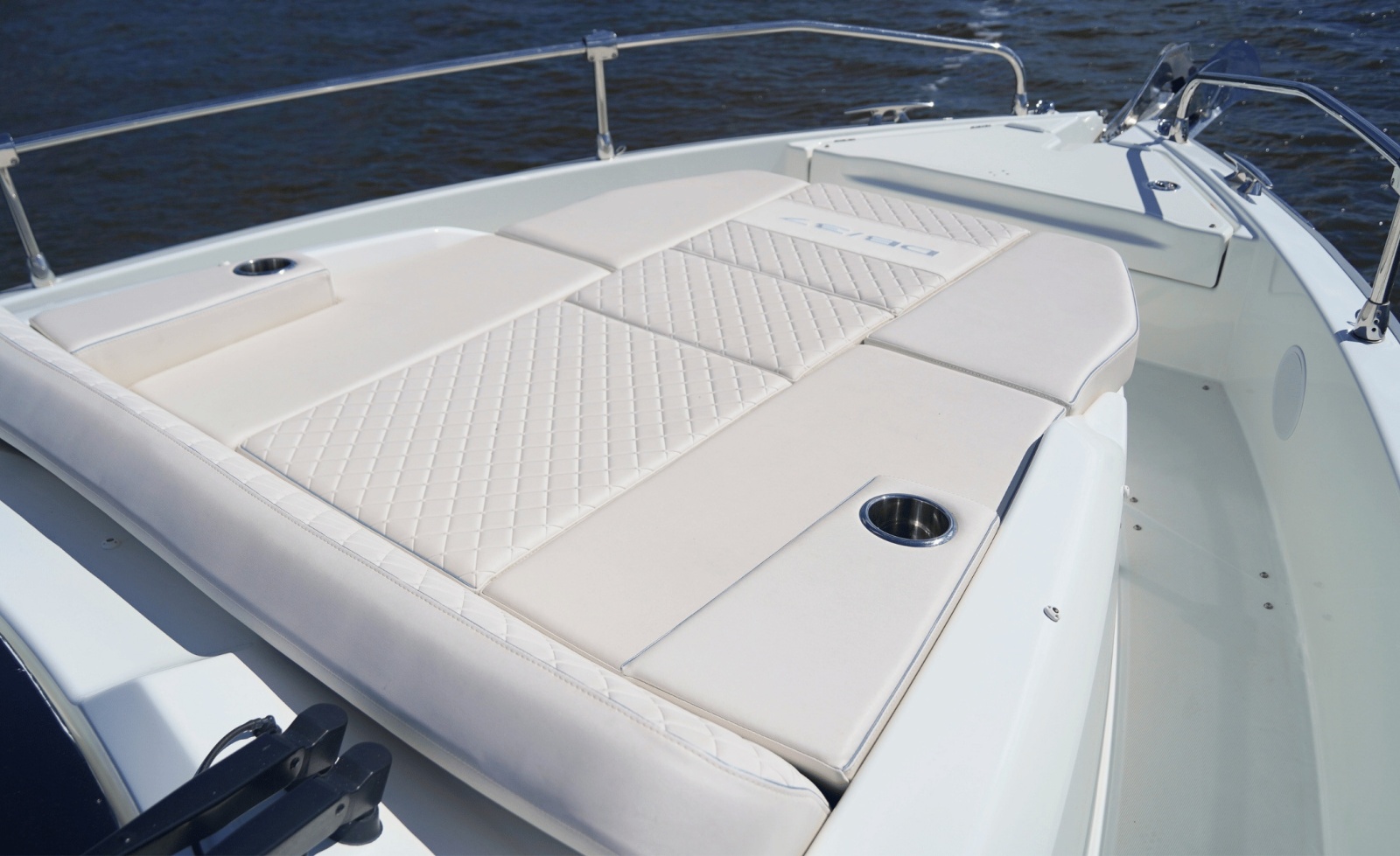 2025 Jeanneau DB37