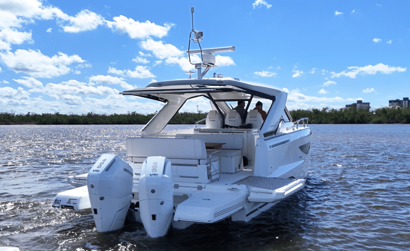 2025 Jeanneau DB37