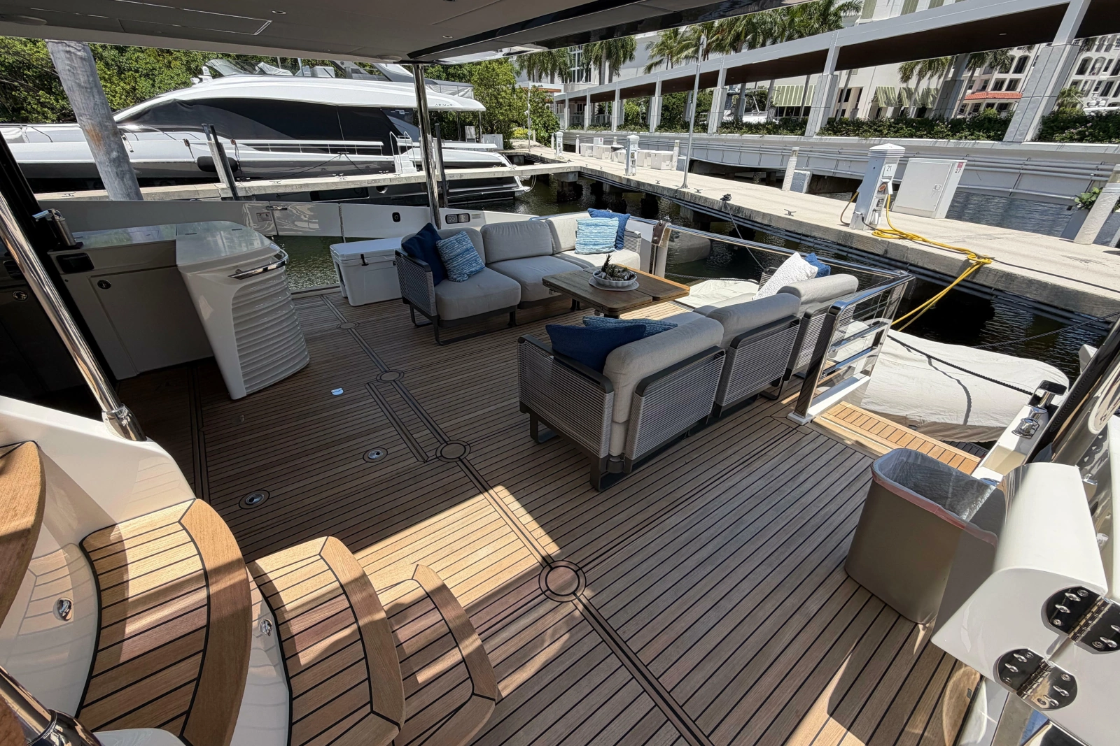 2024 Absolute Navetta 75
